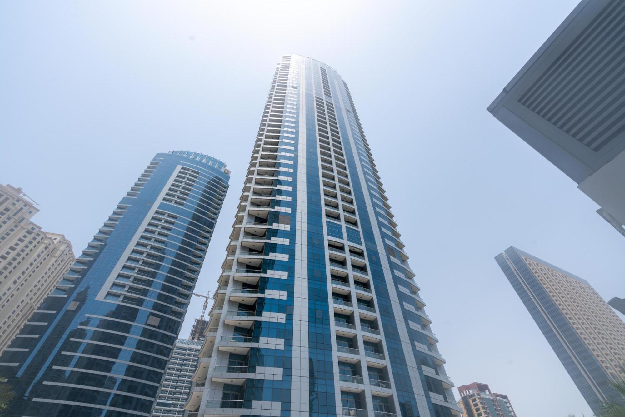 Ultimate / 2 Beds / Marina Views / Location In The Heart Of Marina / Perfect Vacation *