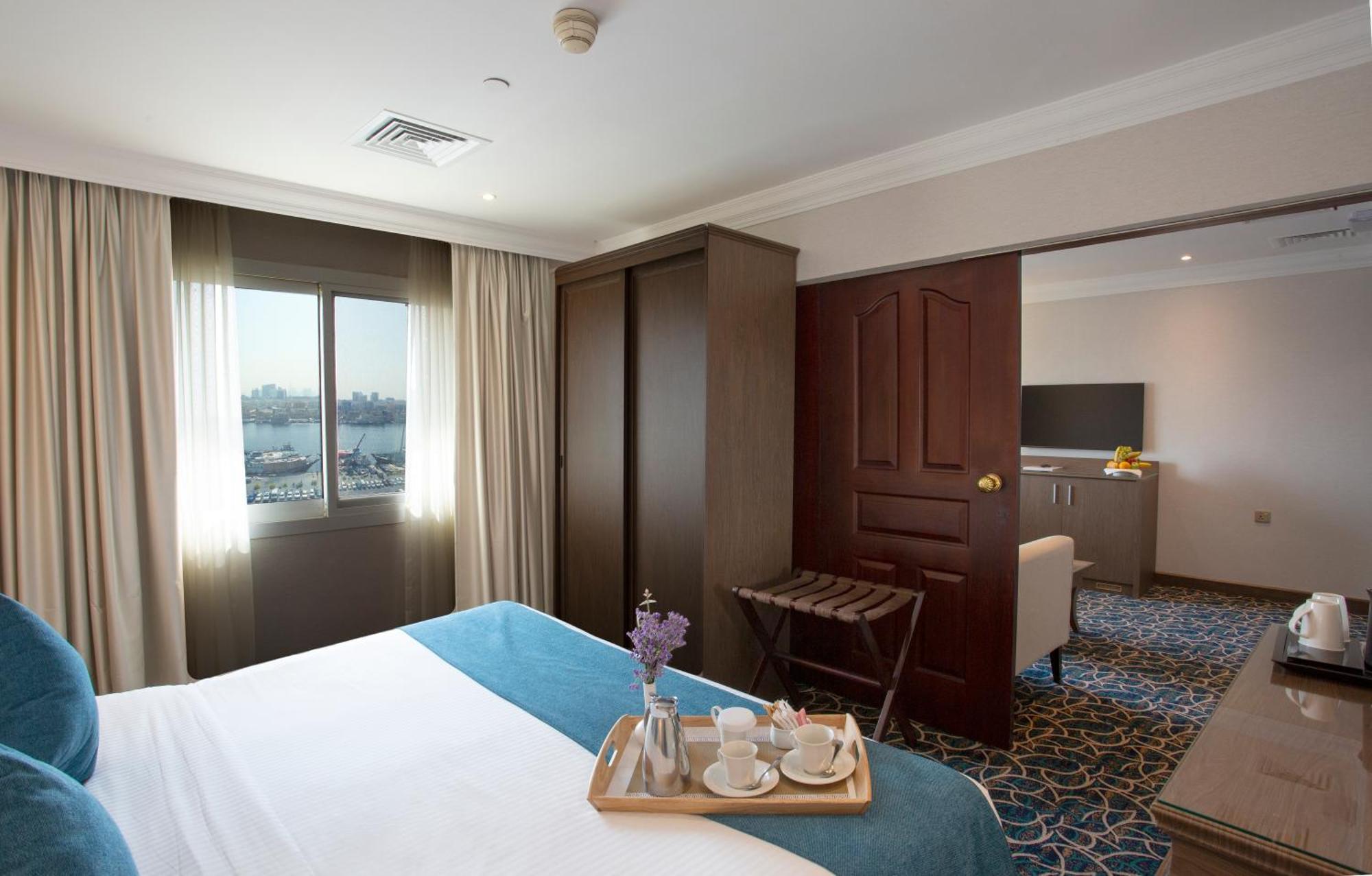 Carlton Tower Hotel Dubai