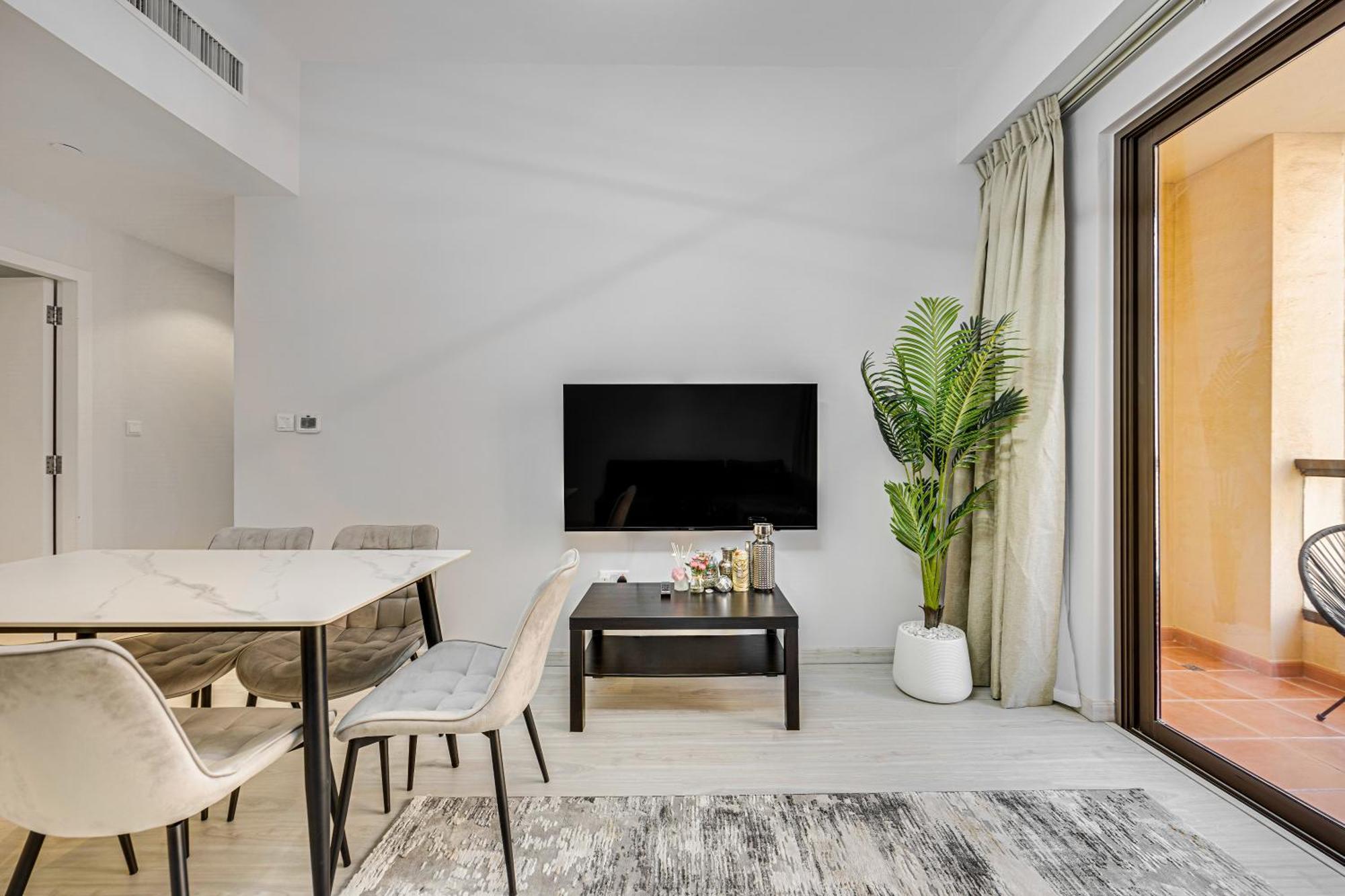 Jbr 3 Bedroom With Fantastic Ocean View Apartment