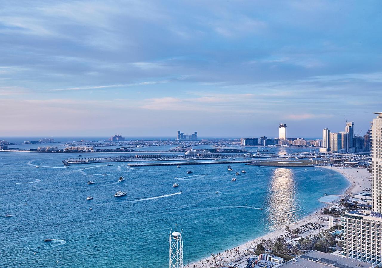 First Class In Heart Of Jbr, Steps To The - 121 Living *