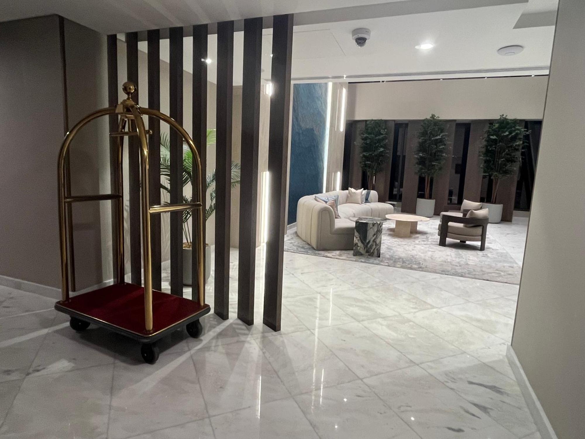 Silverene Towers - Of Choice Apartamento Dubái