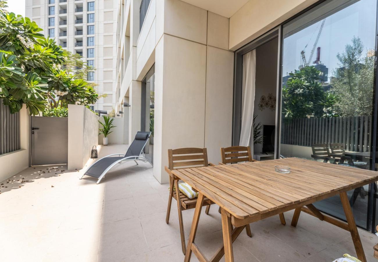 Appartement Easygo - Exceptional 2bdr- Large Terrace-pool Access Dubaï