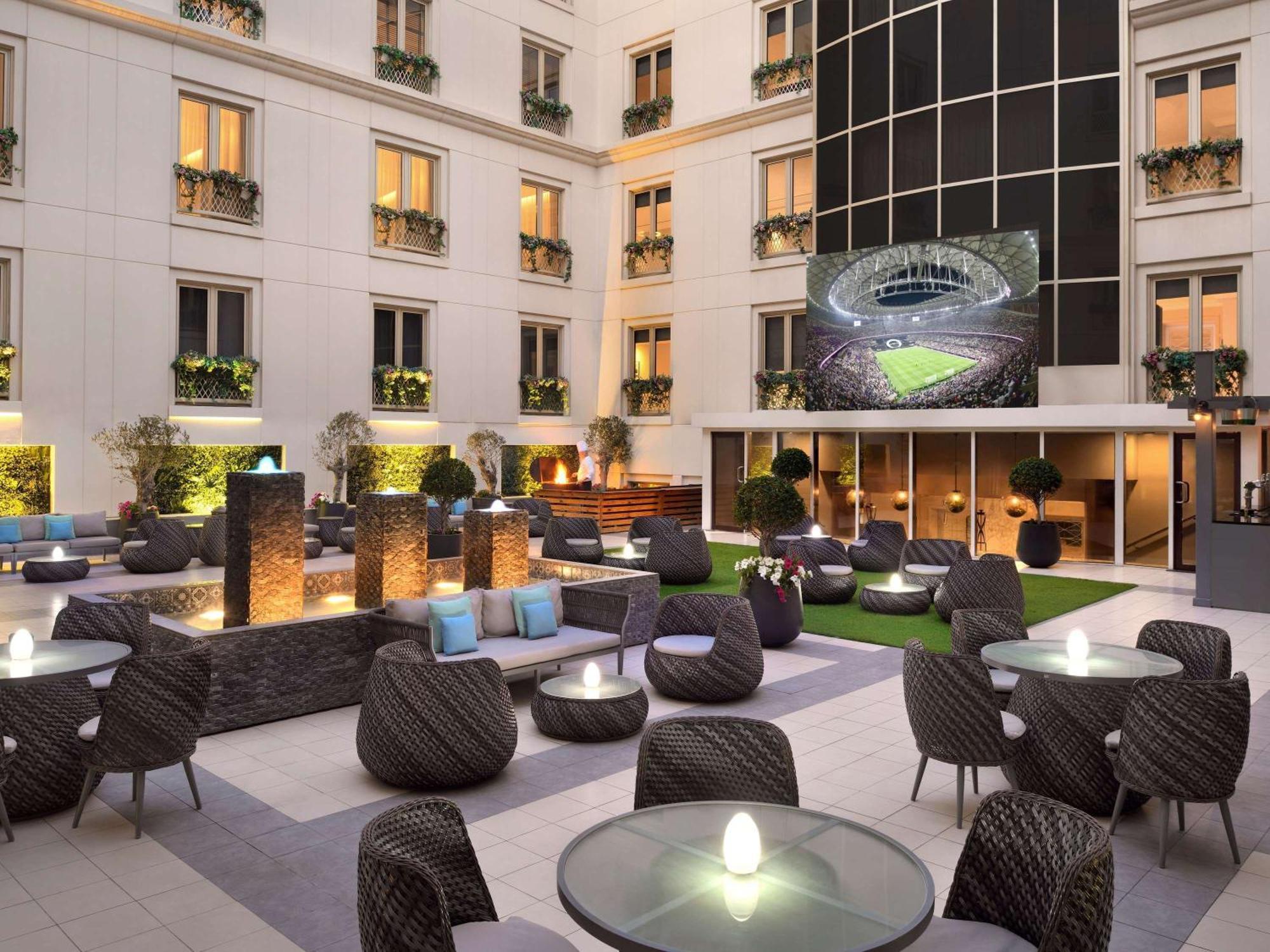 Moevenpick & Bur 5* Dubai