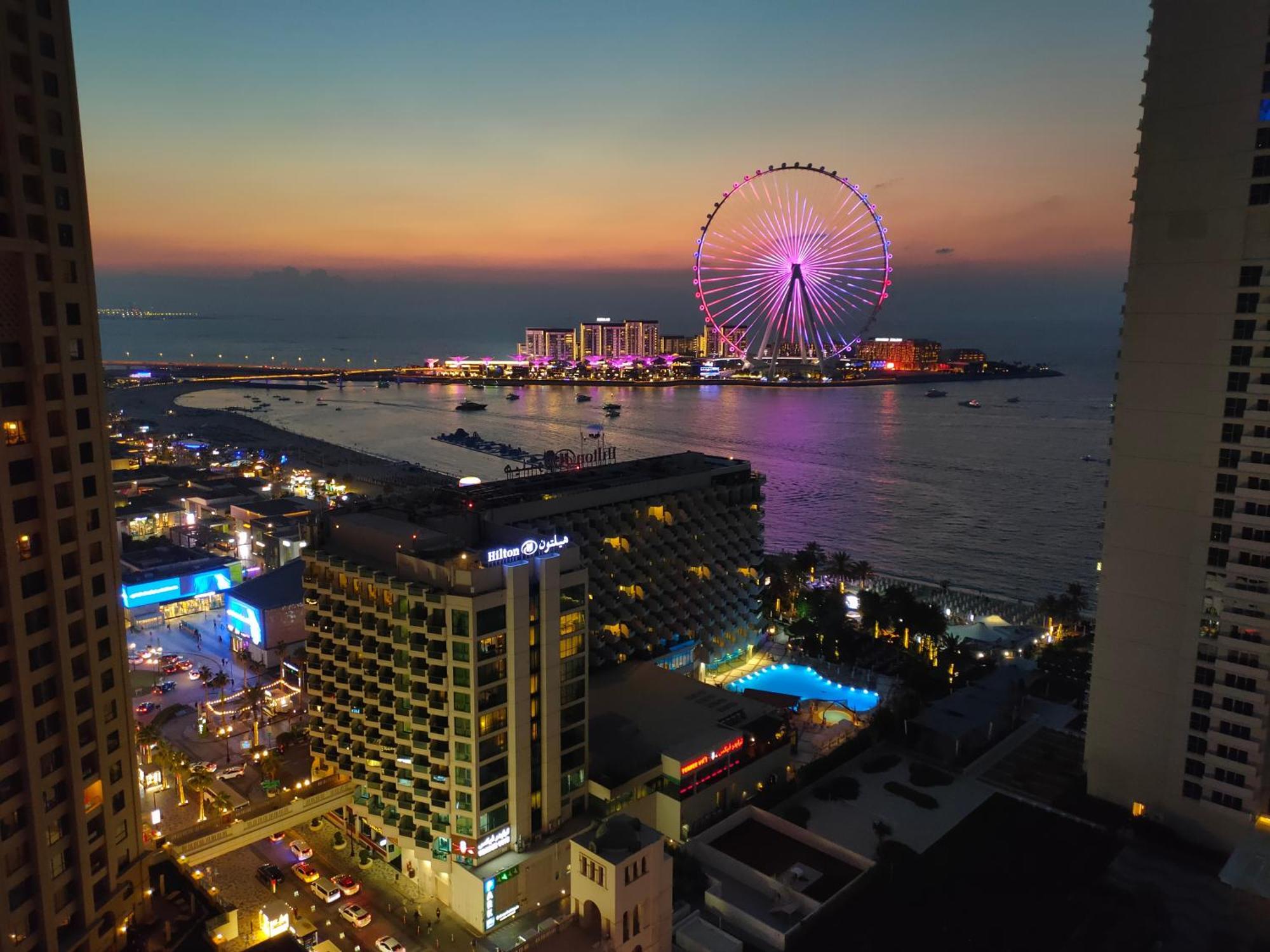 Bombay Backpackers Dxb (adults Only) * Dubái