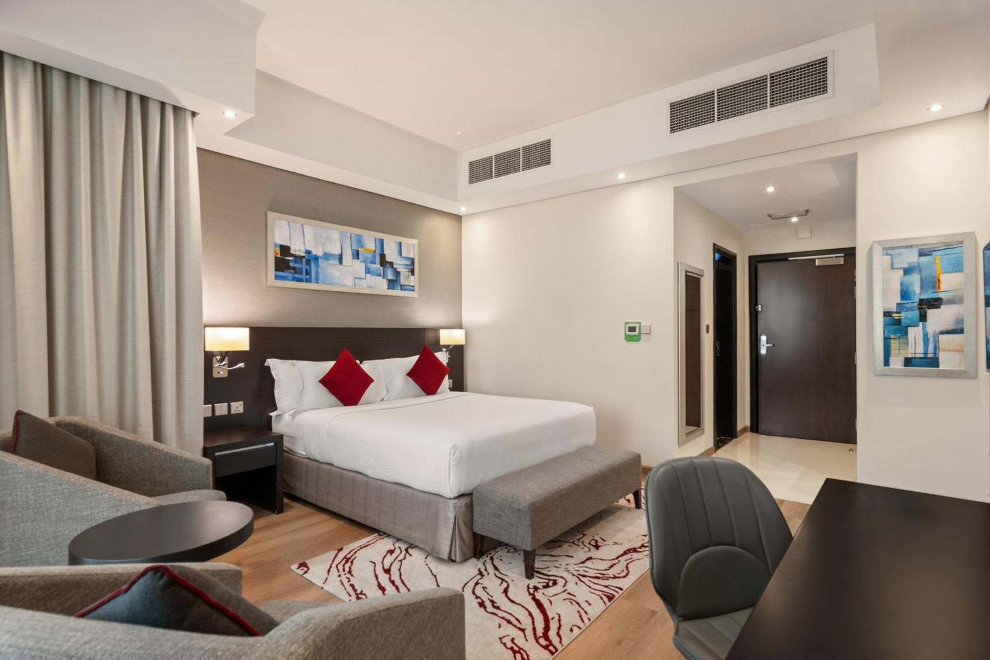 Hotell Ramada By Wyndham Barsha Heights