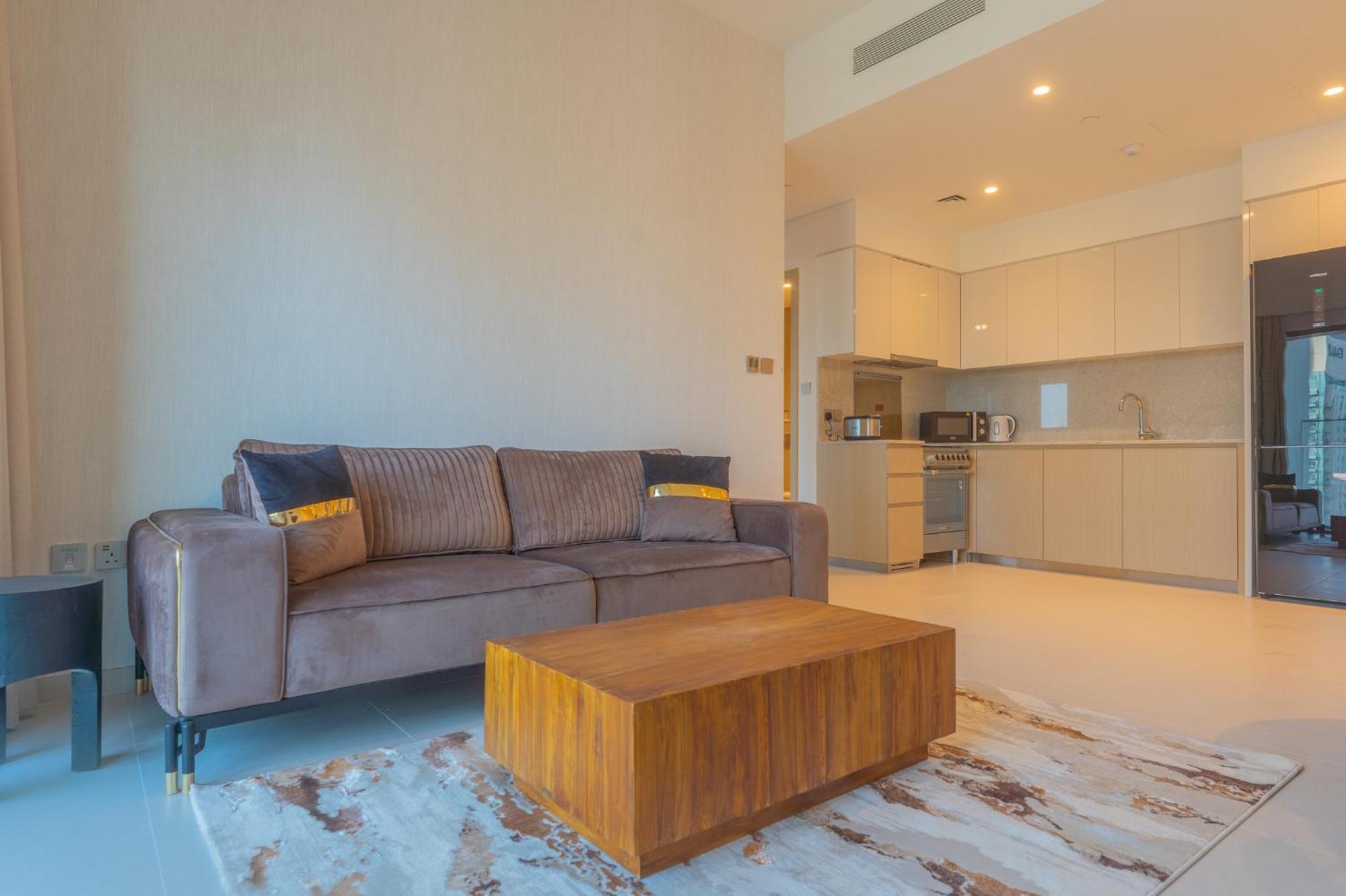 Bellavista 1 Bedroom Burj Royal Tower Downtown Burj Khalifa District Walking Distance To Mall