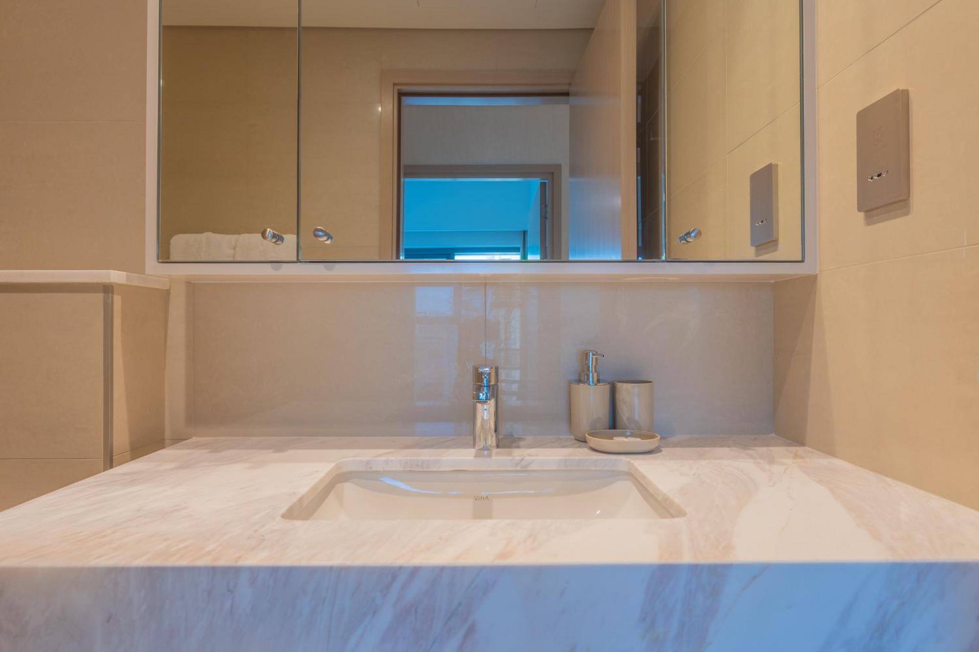 Bellavista 1 Bedroom Burj Royal Tower Downtown Burj Khalifa District Walking Distance To Mall Dubai