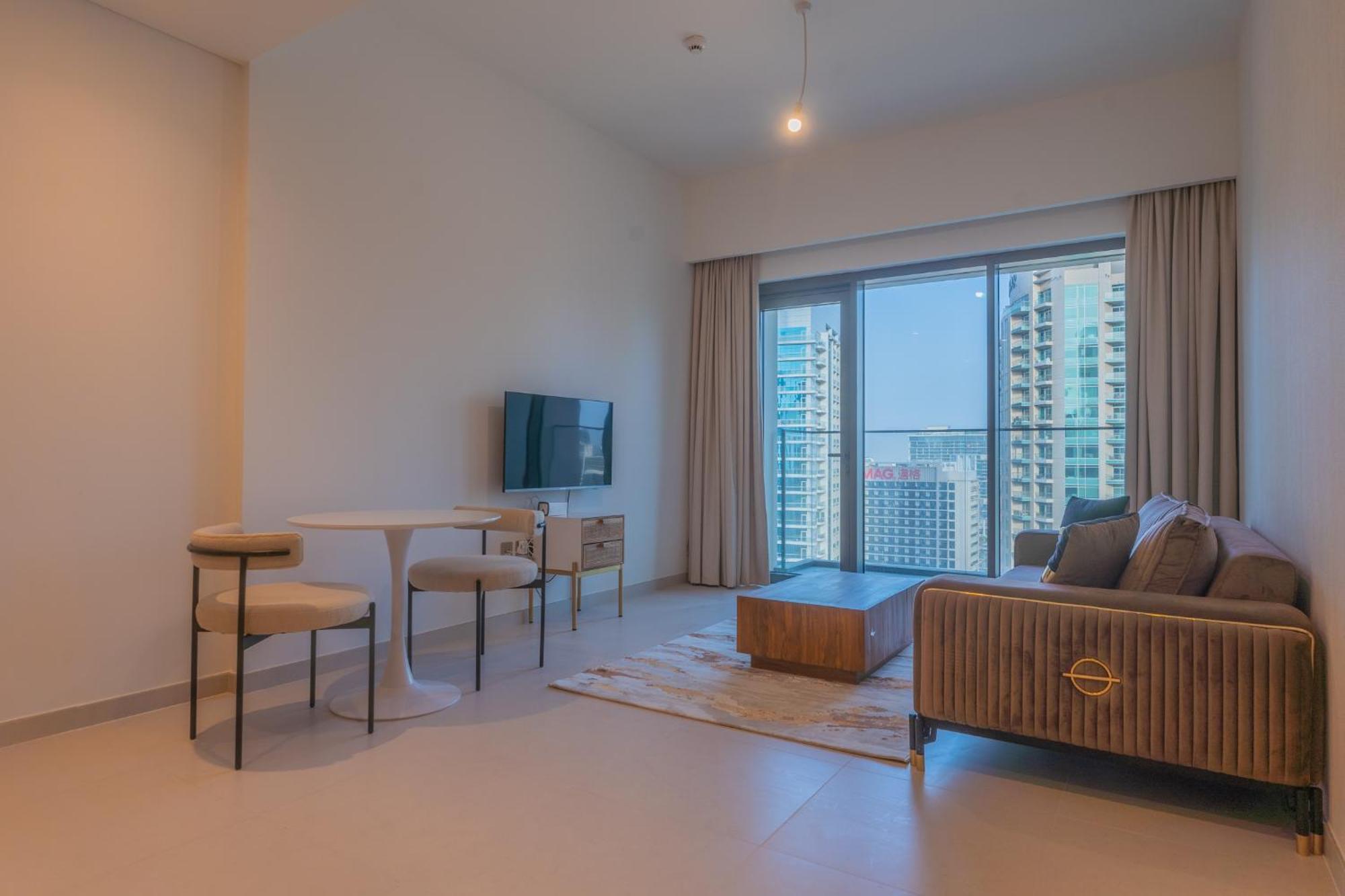 Bellavista 1 Bedroom Burj Royal Tower Downtown Burj Khalifa District Walking Distance To Mall *
