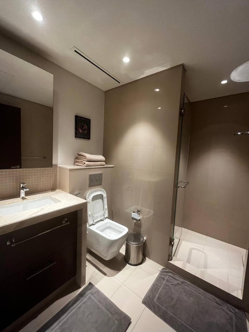 Burj Khalifa View, 3 Bedroom In Boulevard Point, Connected To Mall Lejlighed Dubai