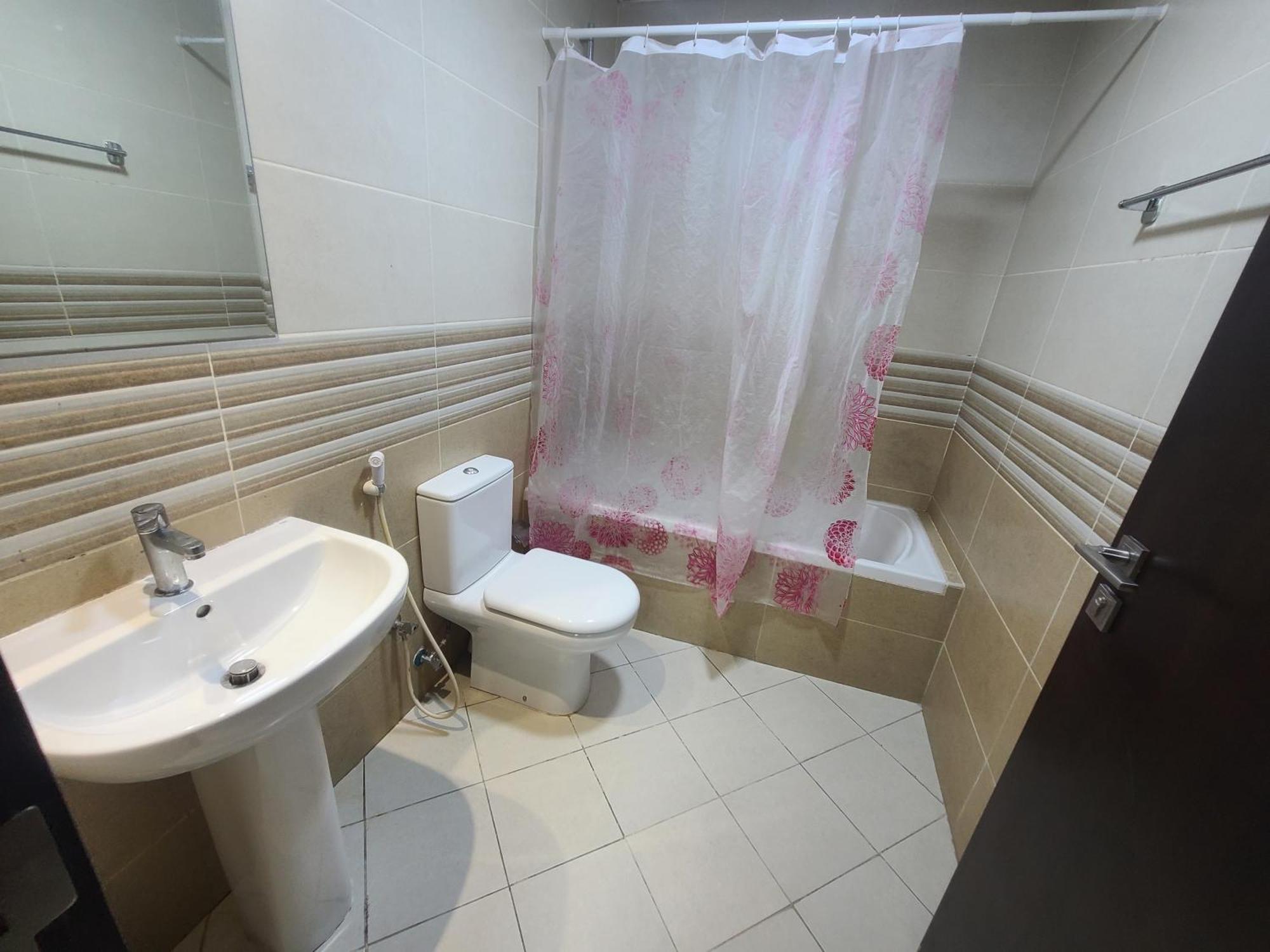 Al Fahad 2 Small For Men Tecom Dubaï