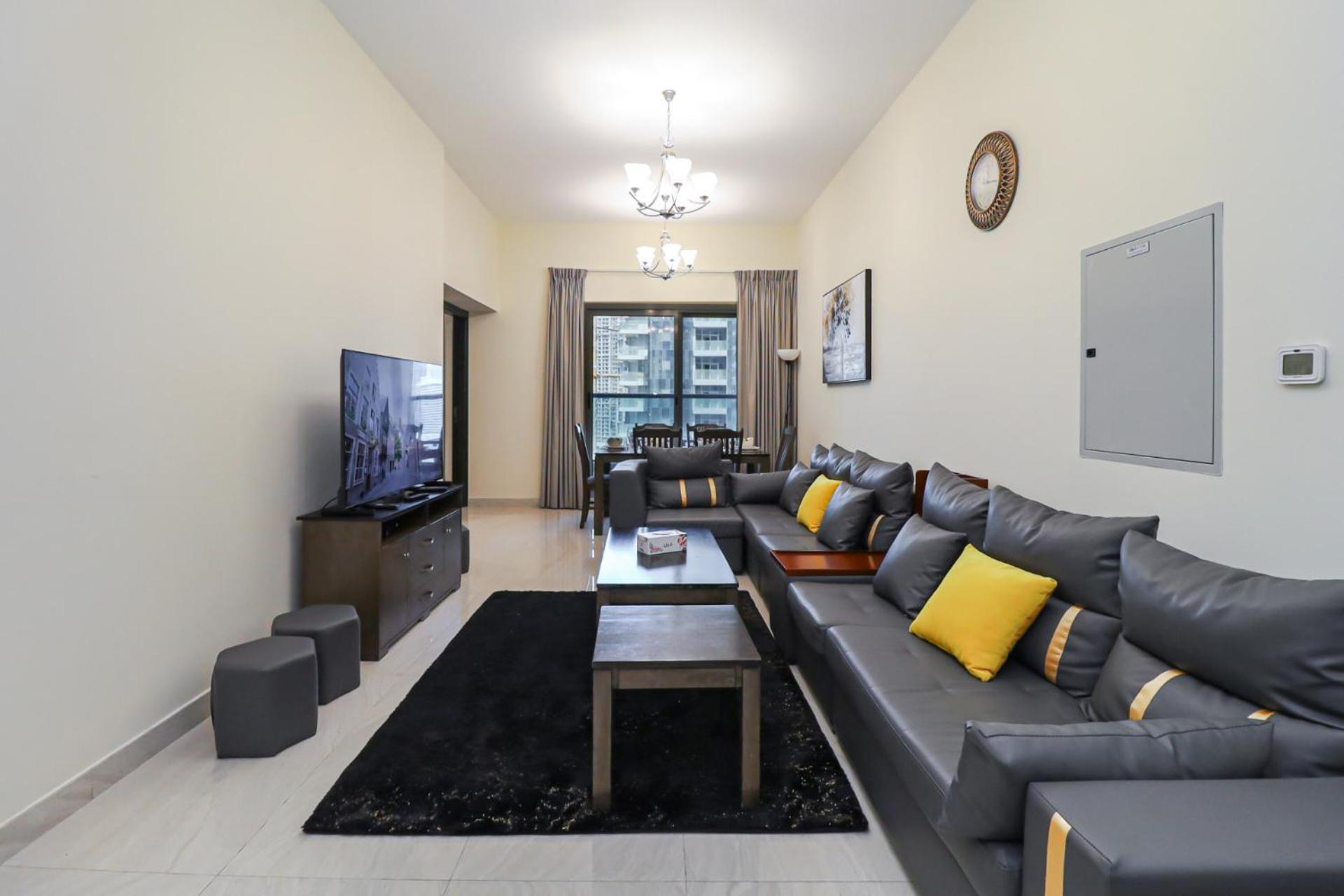 Serene Escape I Canal View I Fast Wi-fi Apartamento Dubai