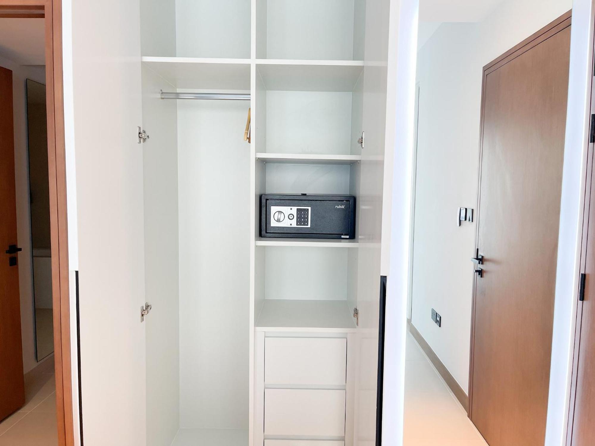 Luxury Living At Vida Marina & Yacht Club Dubái