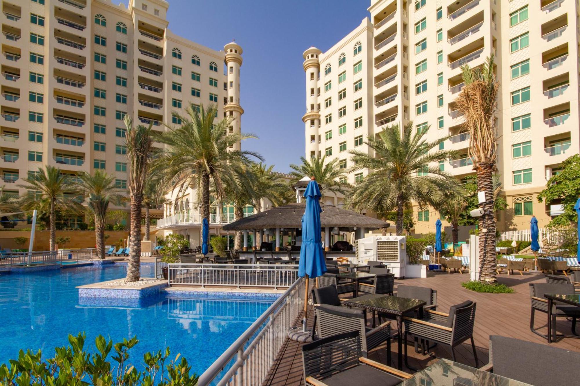 Bespoke Homes - Palm Jumeirah- 1 Bedroom Sea View With Pool & Access, Al Haseer Appartamento *