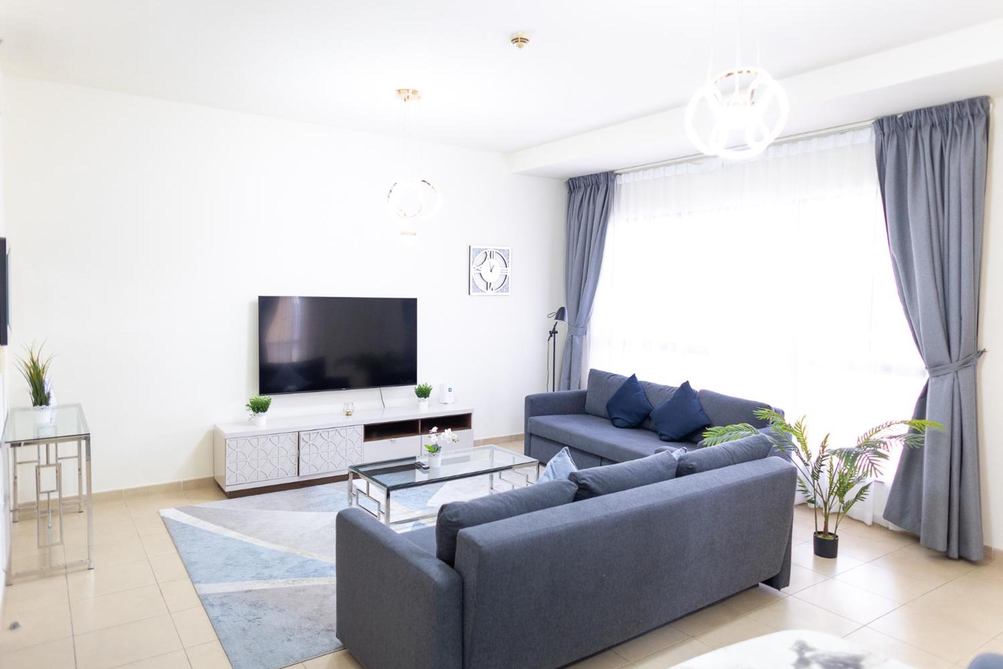 On Jbr By Happy Season Apartemen Dubai