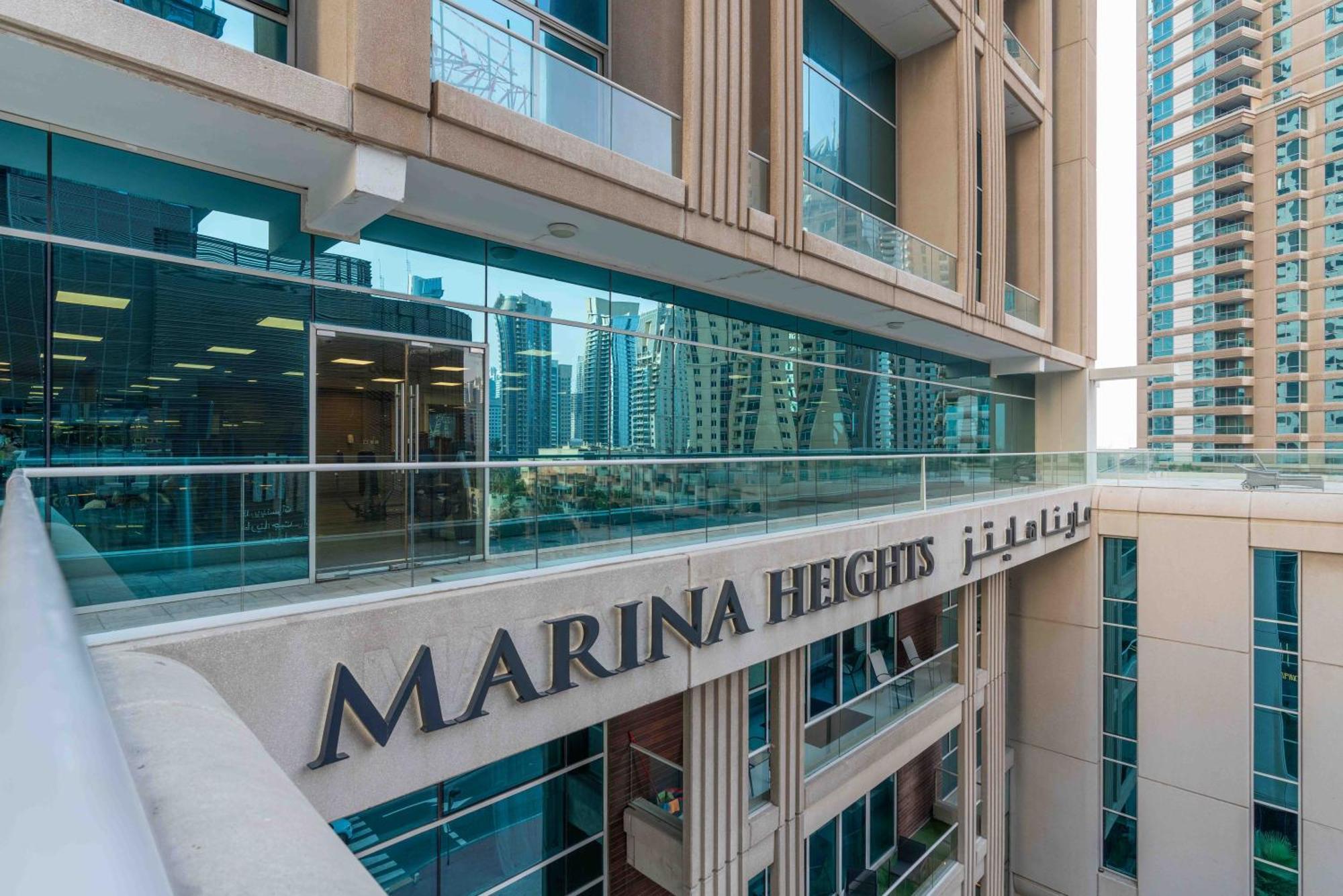 Marina Heights Tower 2 Bhk With Lavish View Apartamento