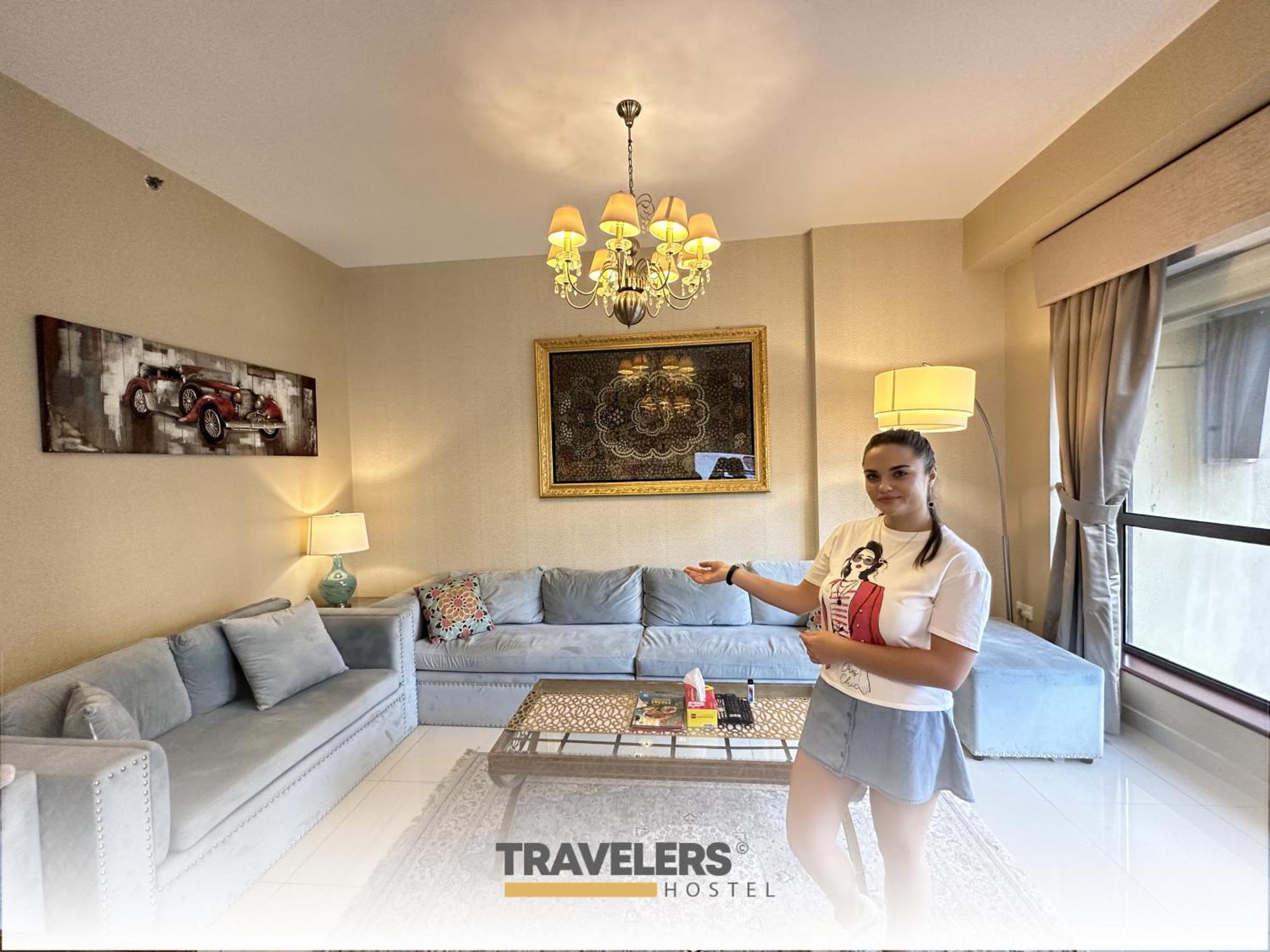 Travelers - Marina Hostal Dubái