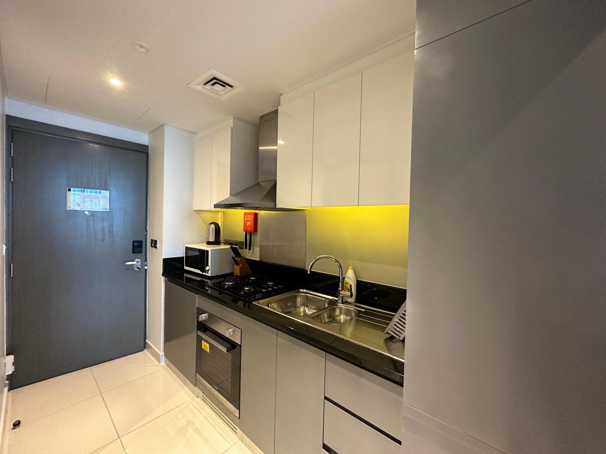 Business Bay Modern With A Canal View At Damac Maison Prive 1616 Apartament