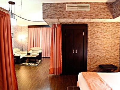 Hotell Rafee 2*