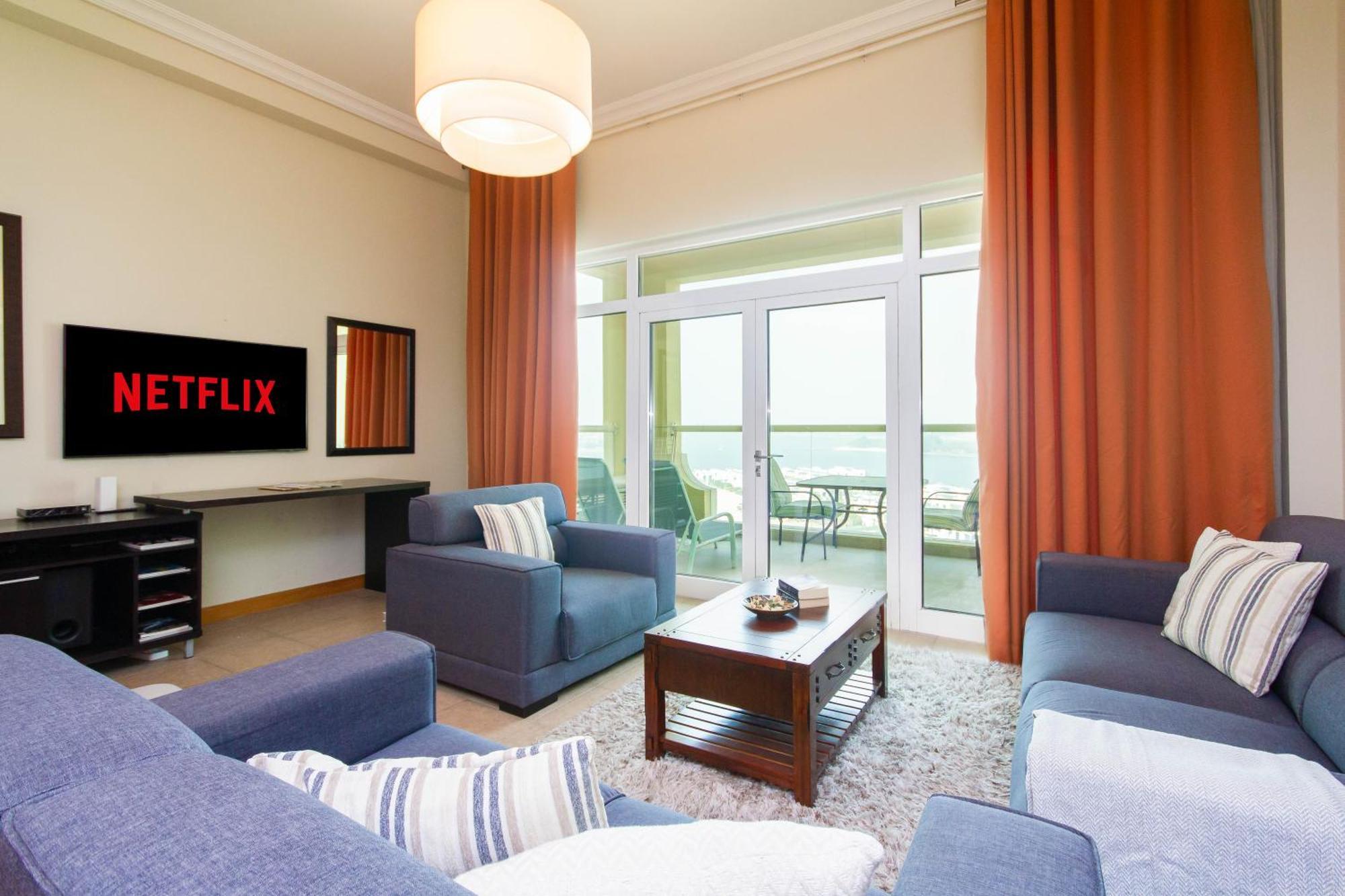 Bespoke Homes - Palm Jumeirah- 1 Bedroom Sea View With Pool & Access, Al Haseer