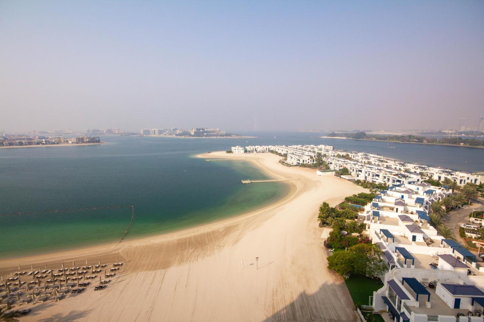 Bespoke Homes - Palm Jumeirah- 1 Bedroom Sea View With Pool & Access, Al Haseer Appartamento *