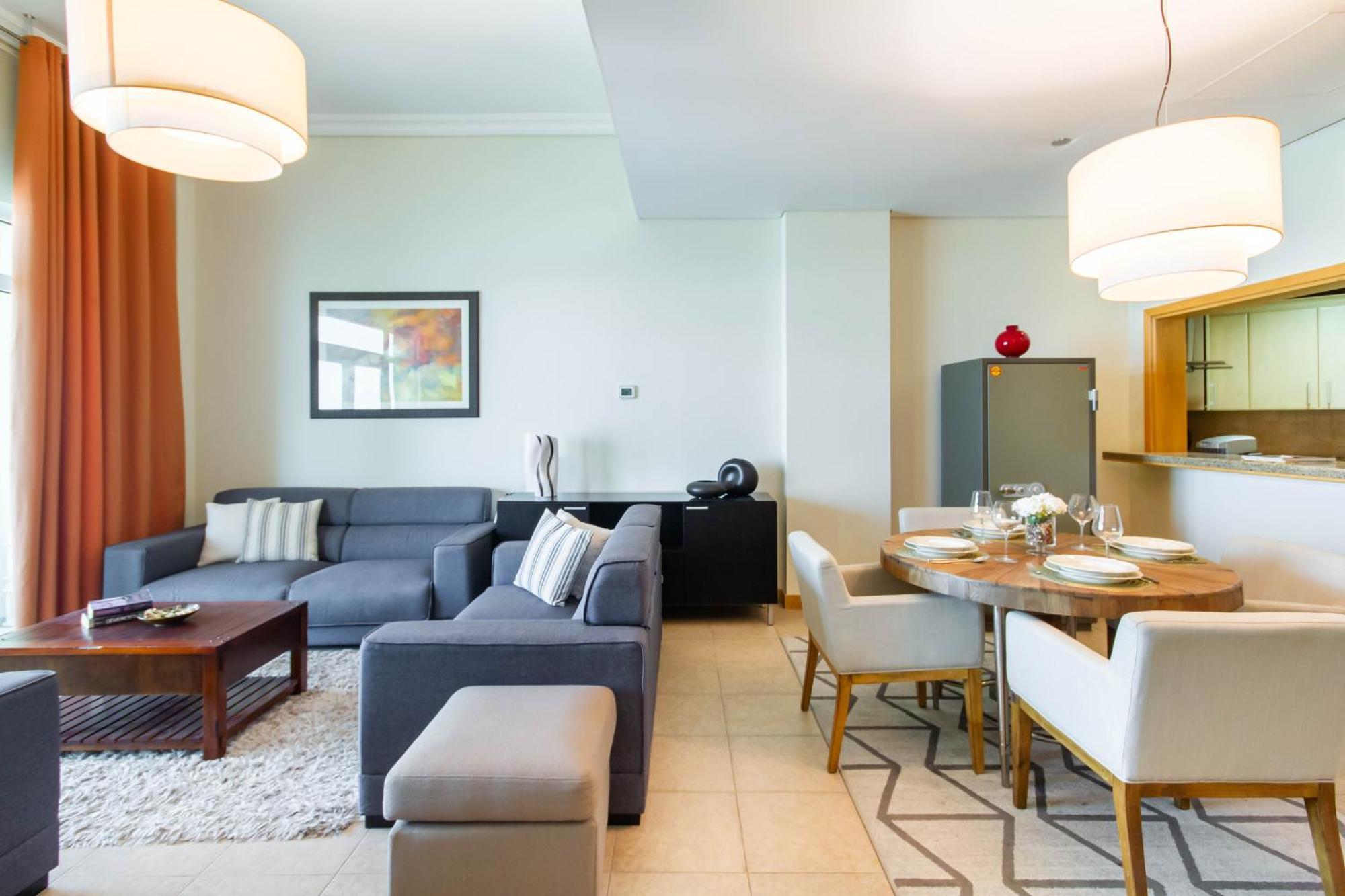 Appartamento Bespoke Homes - Palm Jumeirah- 1 Bedroom Sea View With Pool & Access, Al Haseer *