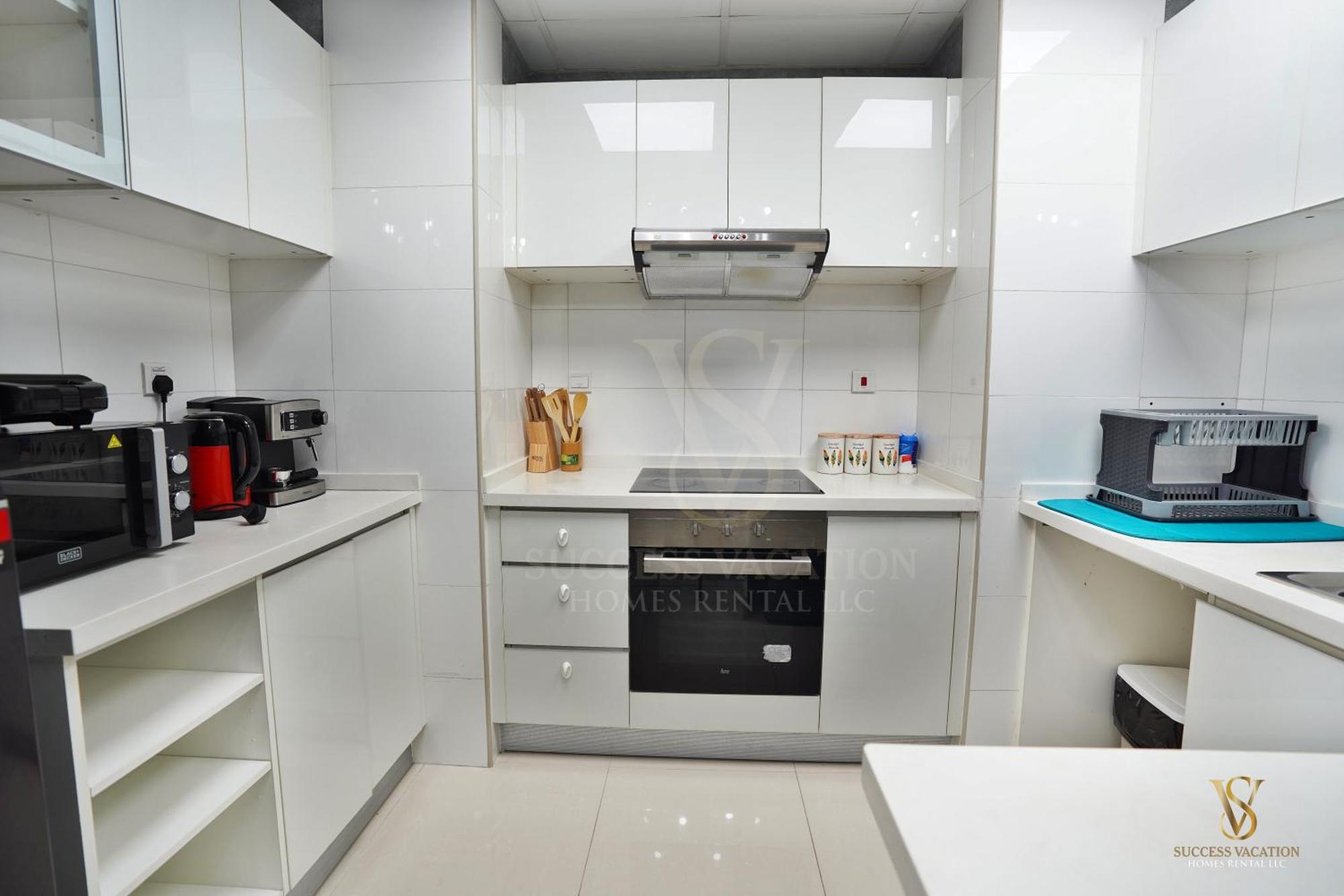 Marina , Success Luxury Apartments, Near Jbr And Metro Station-daily Free Housekeeping Included Lejlighed *