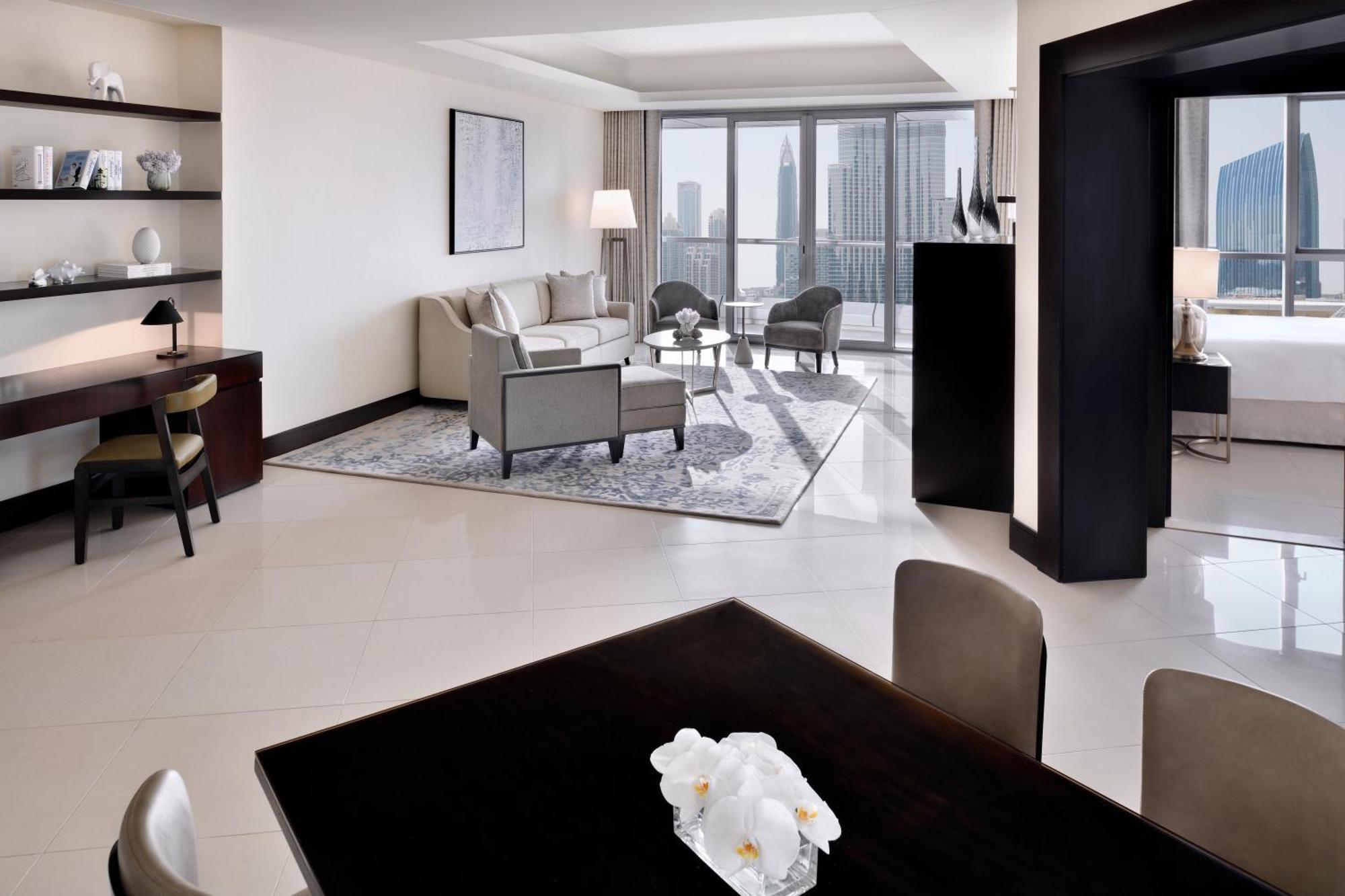 Hotel Address Downtown 5*