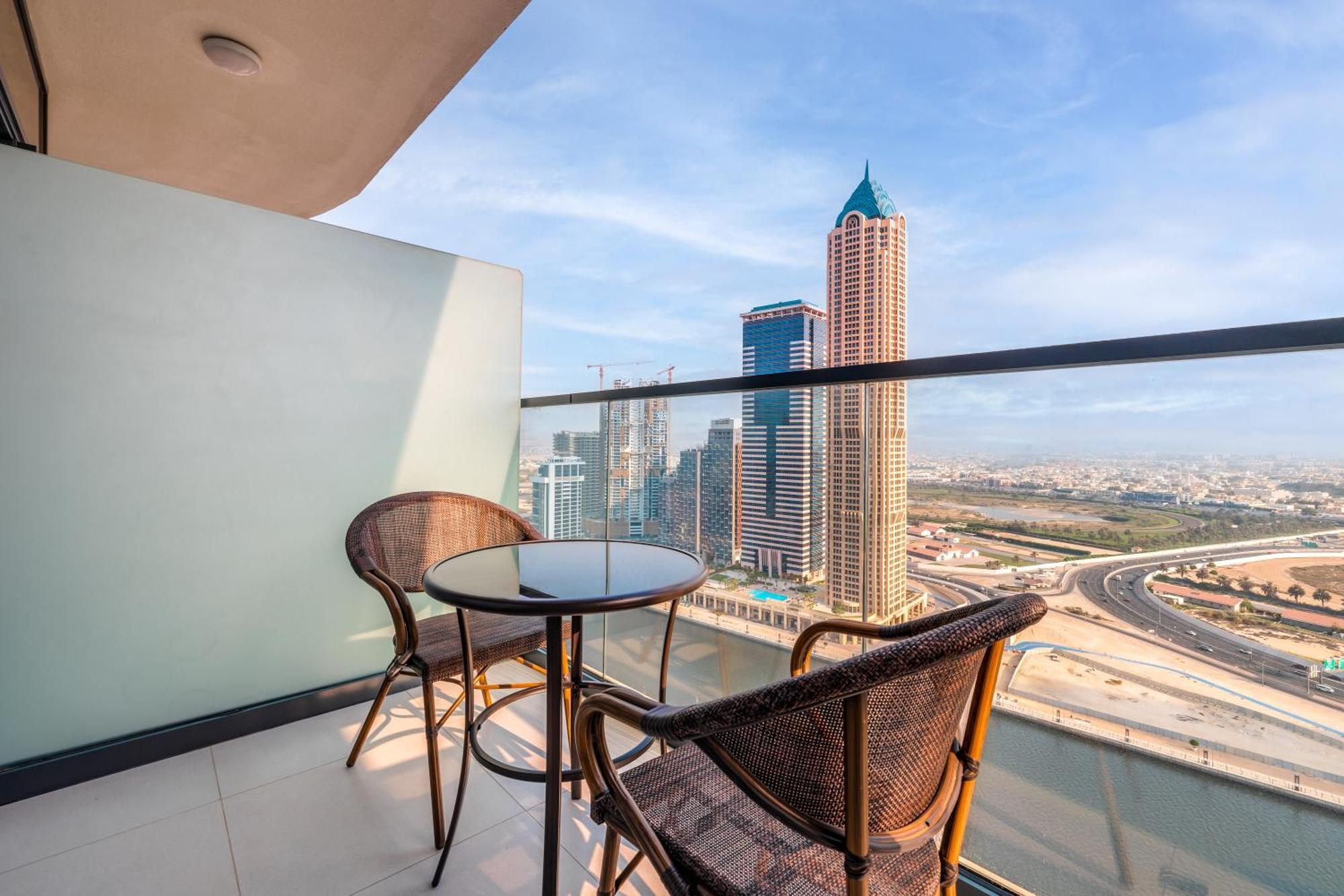 Apartment Aliving Luxury 1br Zada Towers Business Bay 2613 Dubai