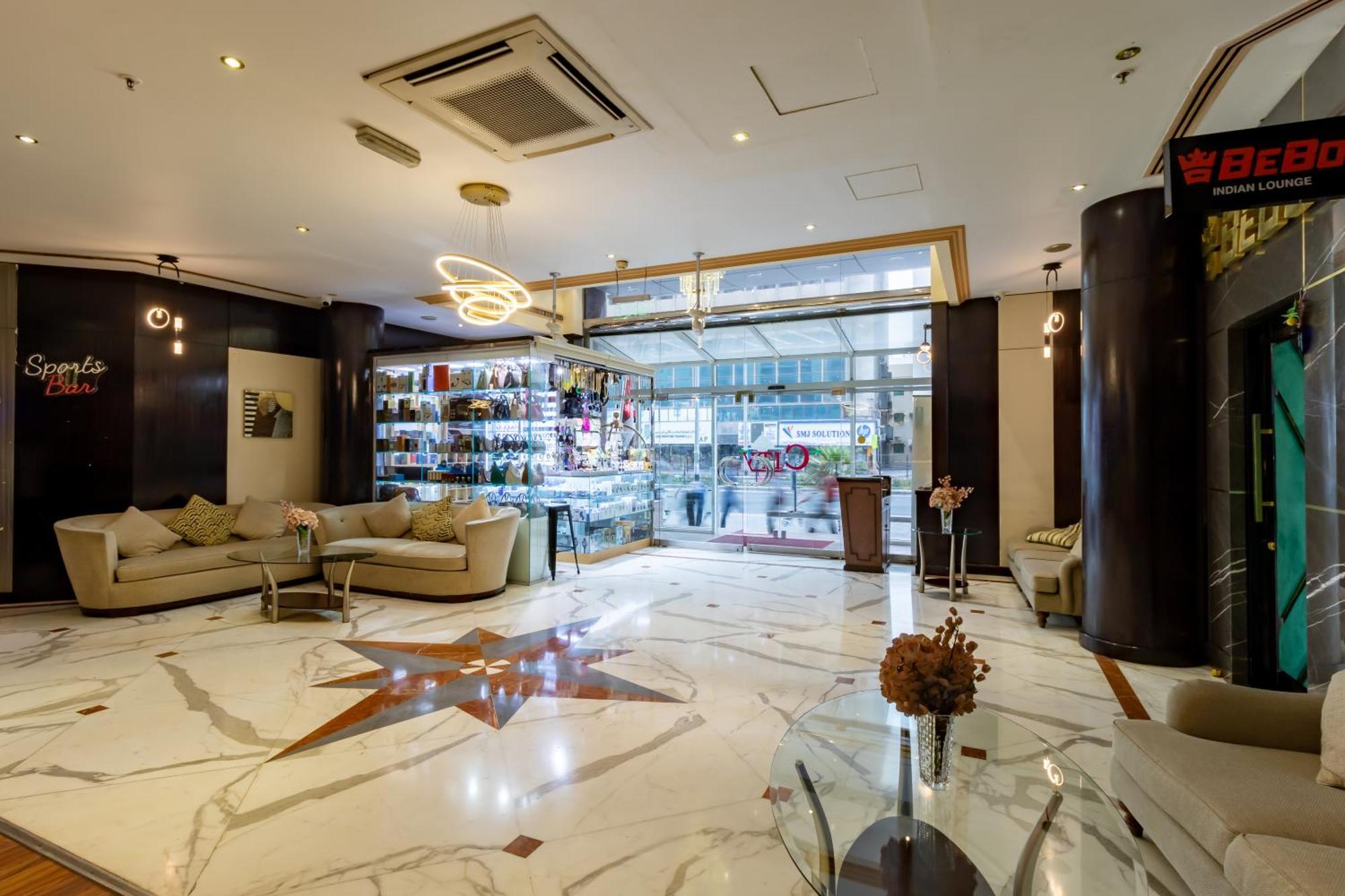 Hotell Palace 3*