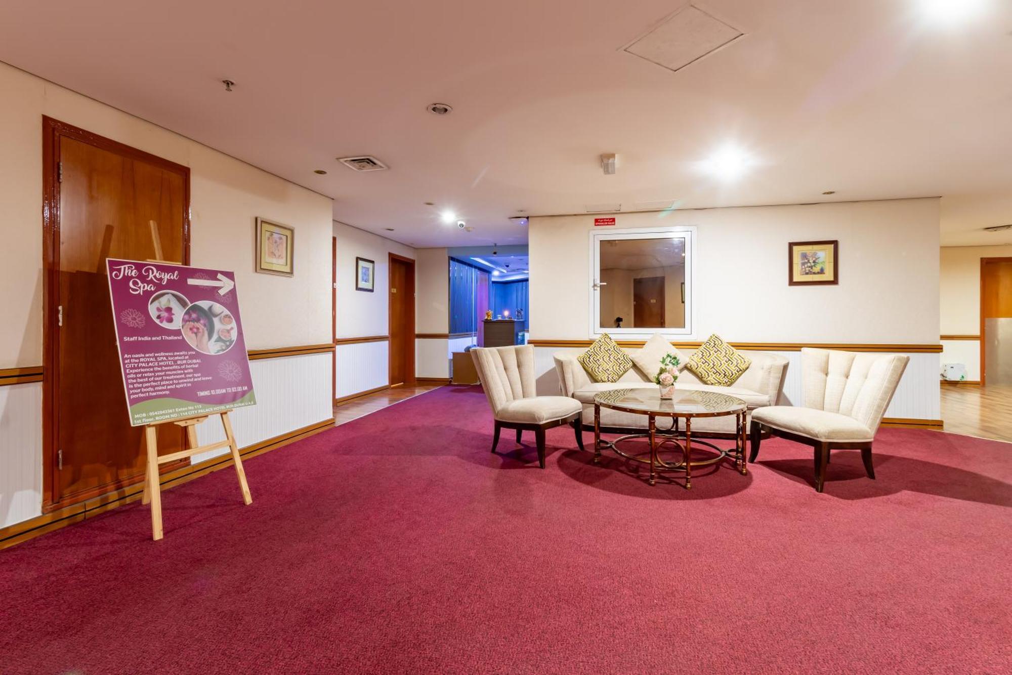 Palace Hotell 3*