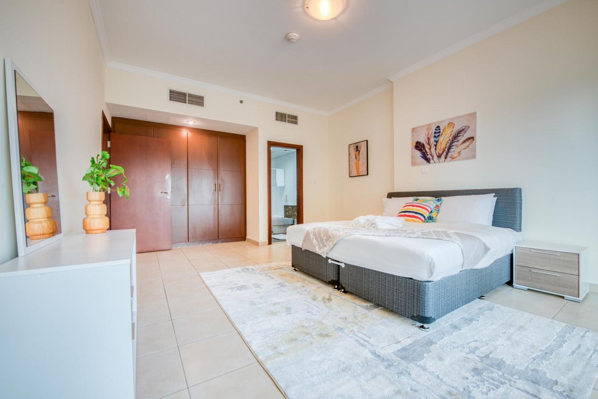 Rh- Urban Living, Spacious 01br, Near Burj Khalifa Appartement