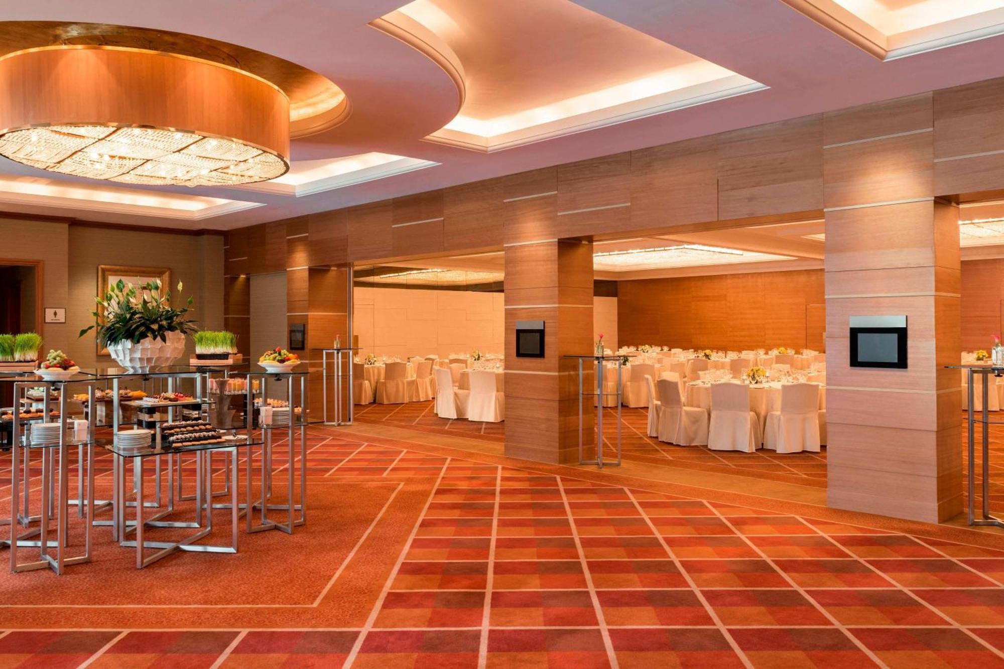 Sheraton Creek & Towers 5* Dubái