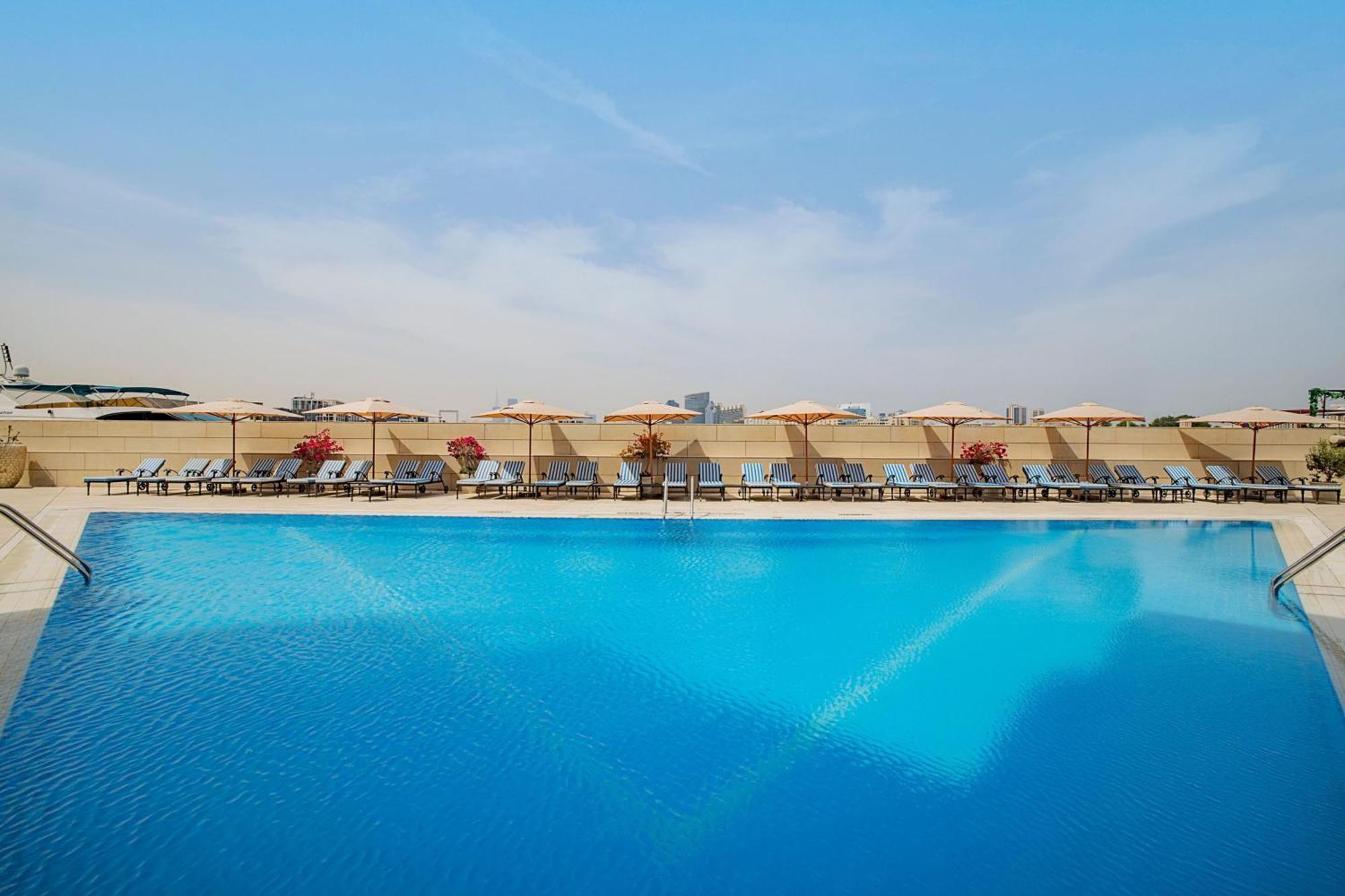 Sheraton Creek & Towers 5* Dubái