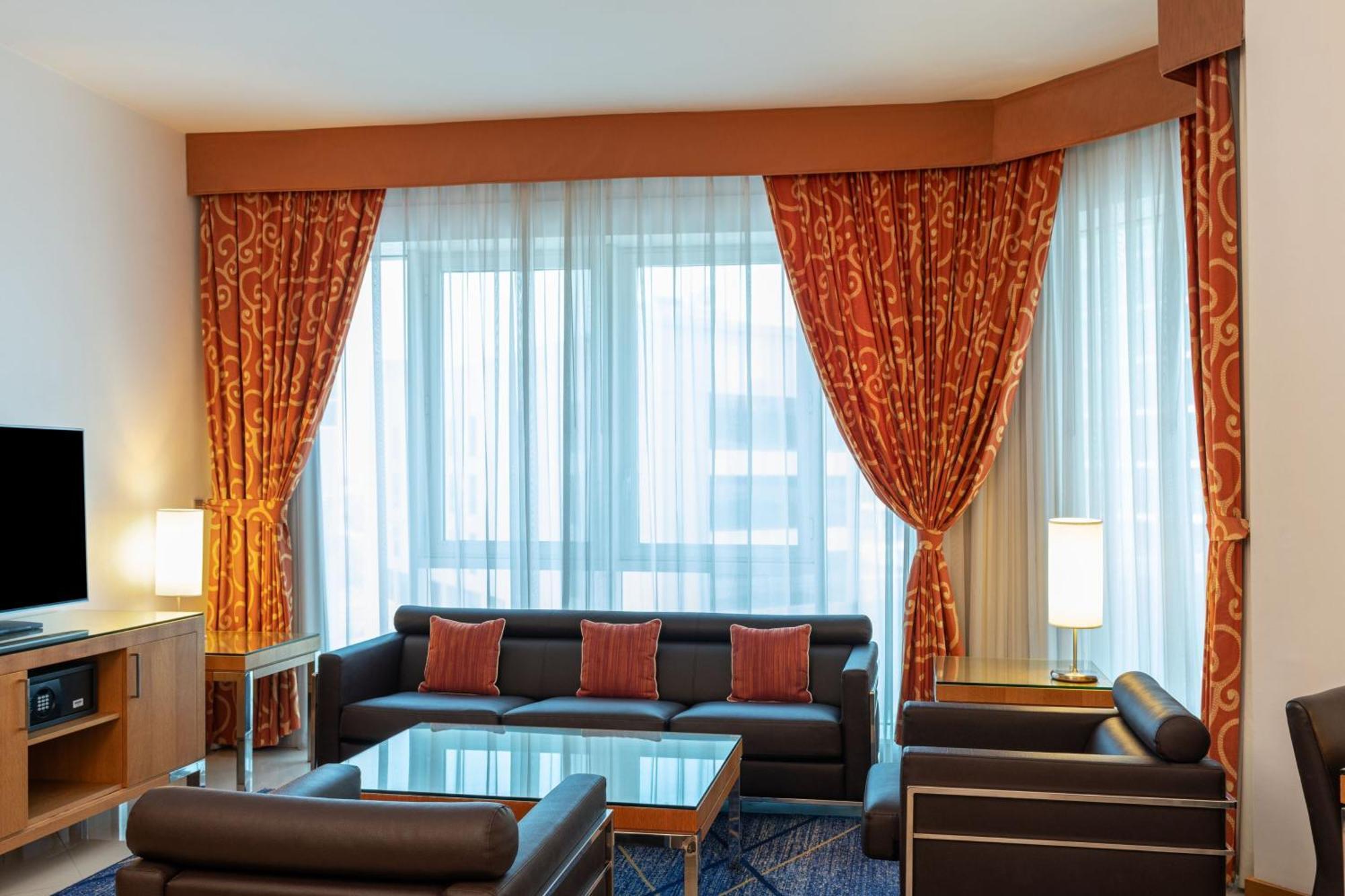 Four Points By Sheraton Bur 4*
