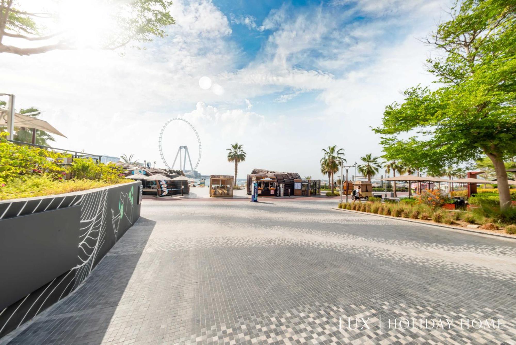 Lux Marina Promenade 2 Br Prime Location Apt Dubái