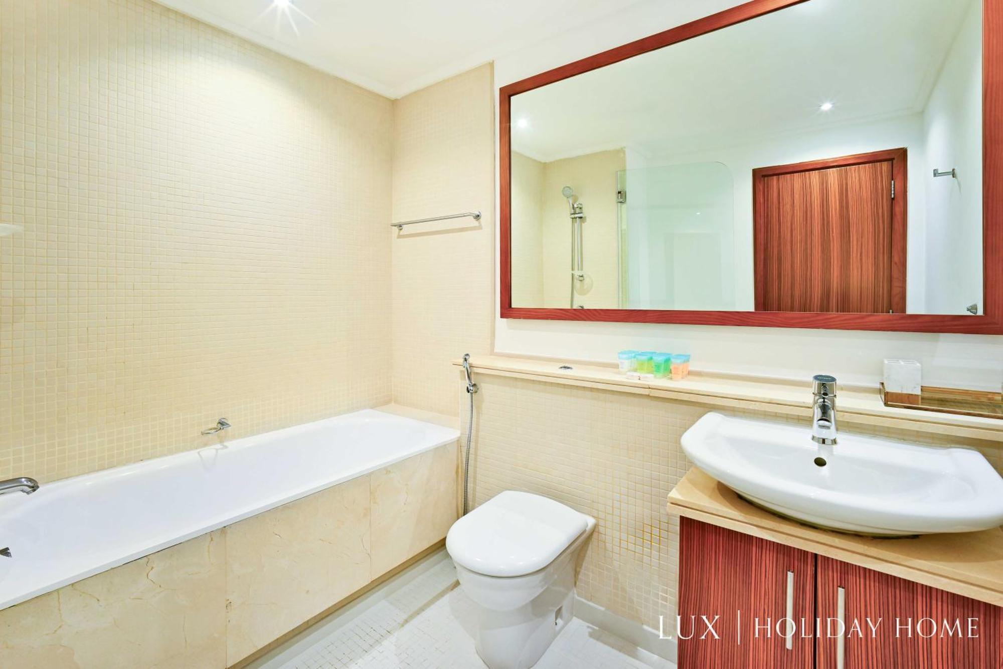 Lux Marina Promenade 2 Br Prime Location Apt