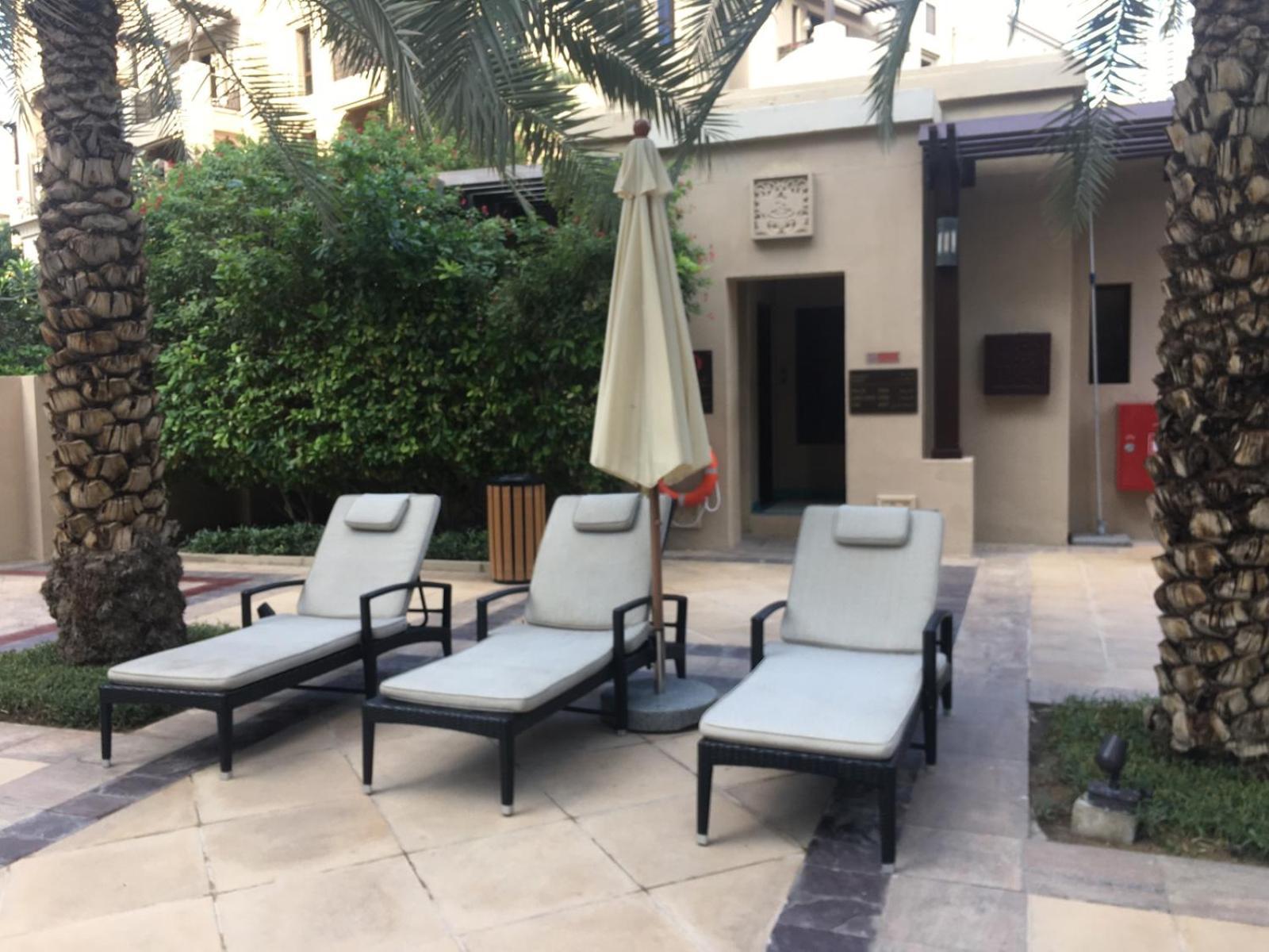 Burj Area - 5min Walk - Luxury 2 Bedroom *