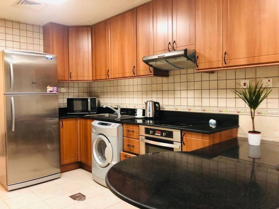 Enjoyable 2br In Marina * Dubai