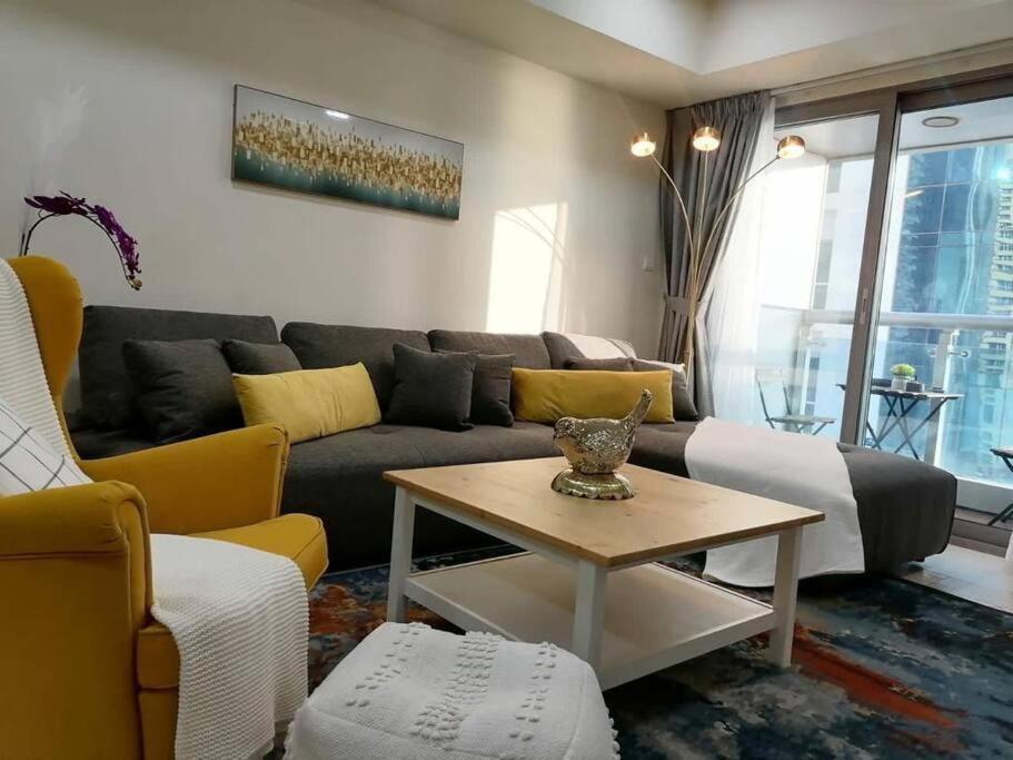 Apartment Enjoyable 2br In Marina *