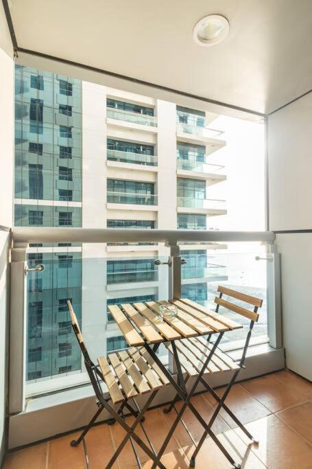 Apartment Enjoyable 2br In Marina