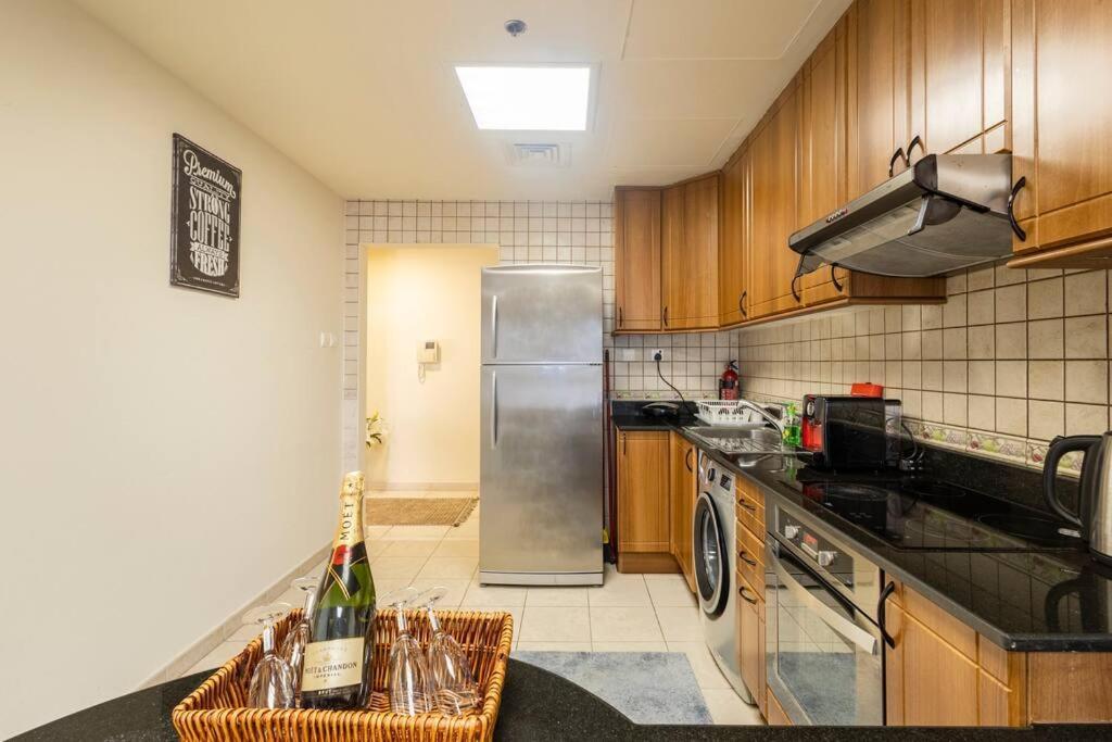 Enjoyable 2br In Marina Dubai