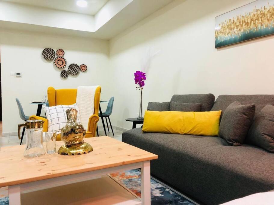 Apartment Enjoyable 2br In Marina Dubai