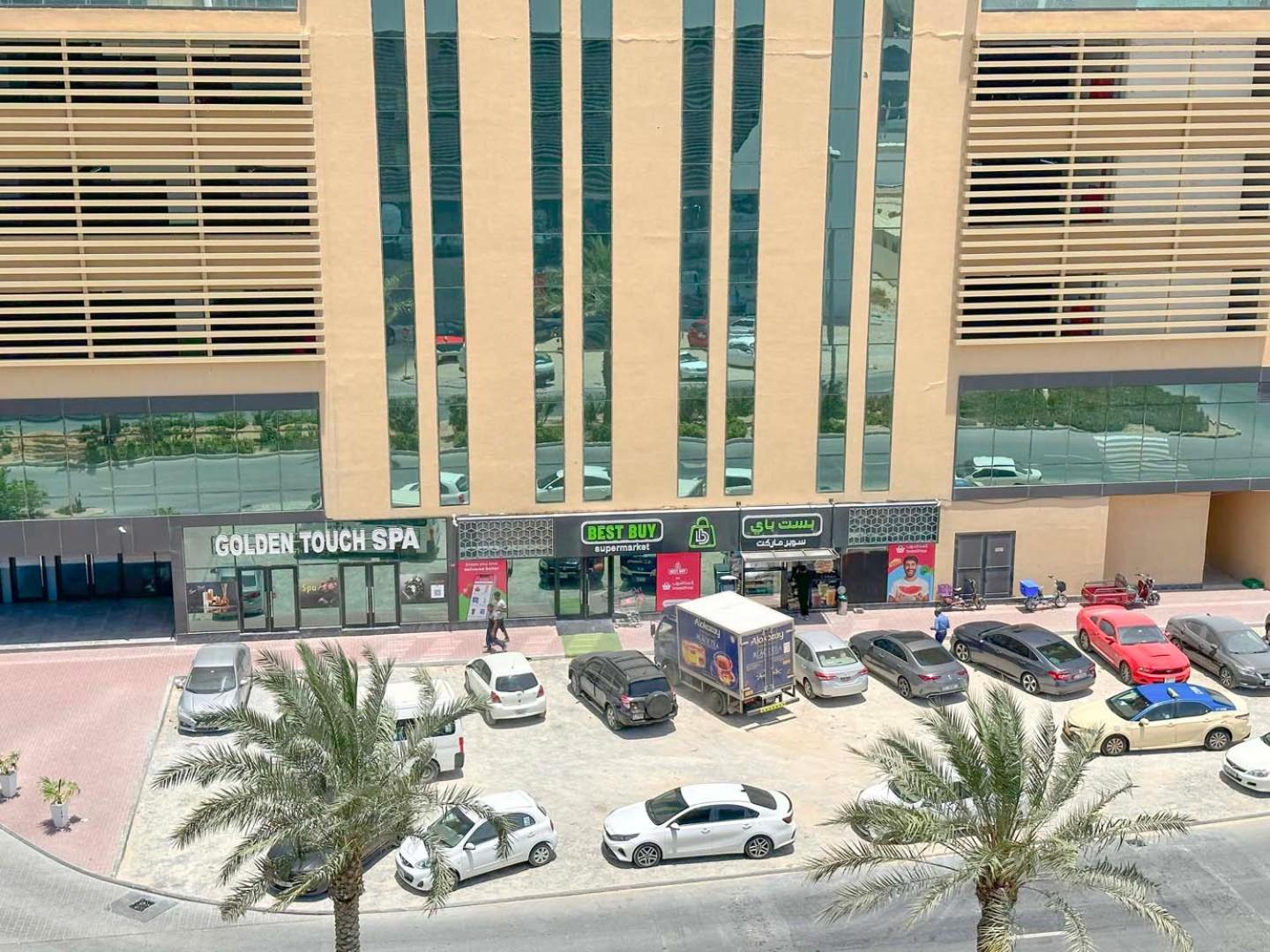 Aws Homes - Fully Equipped Cozy Lägenhet Dubai