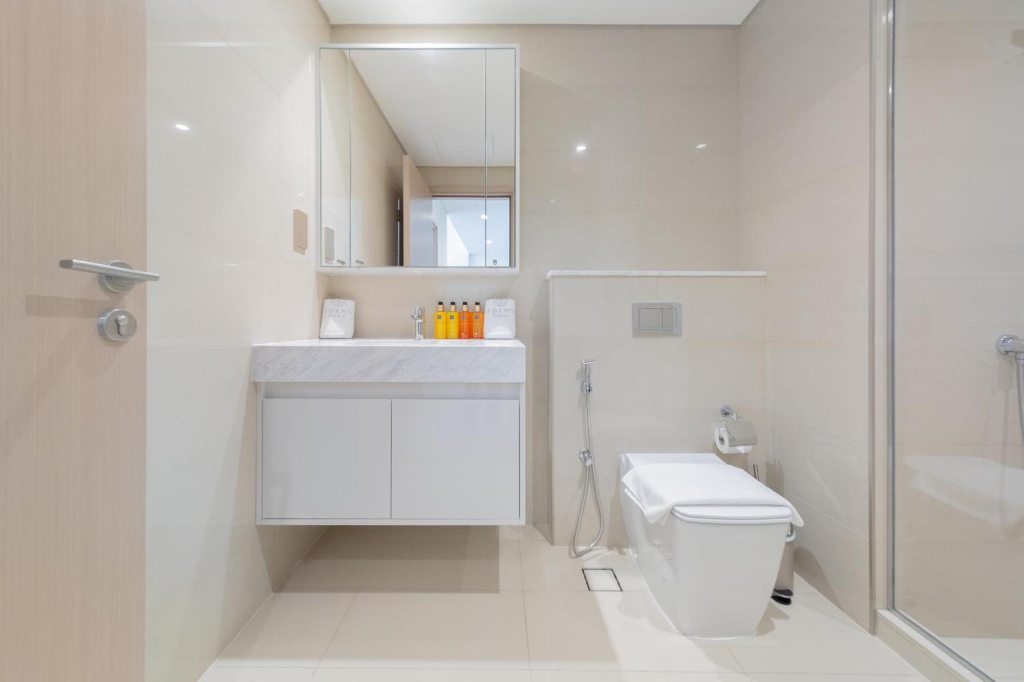 Appartamento Eden's Homes & - Burj Royale Dubai