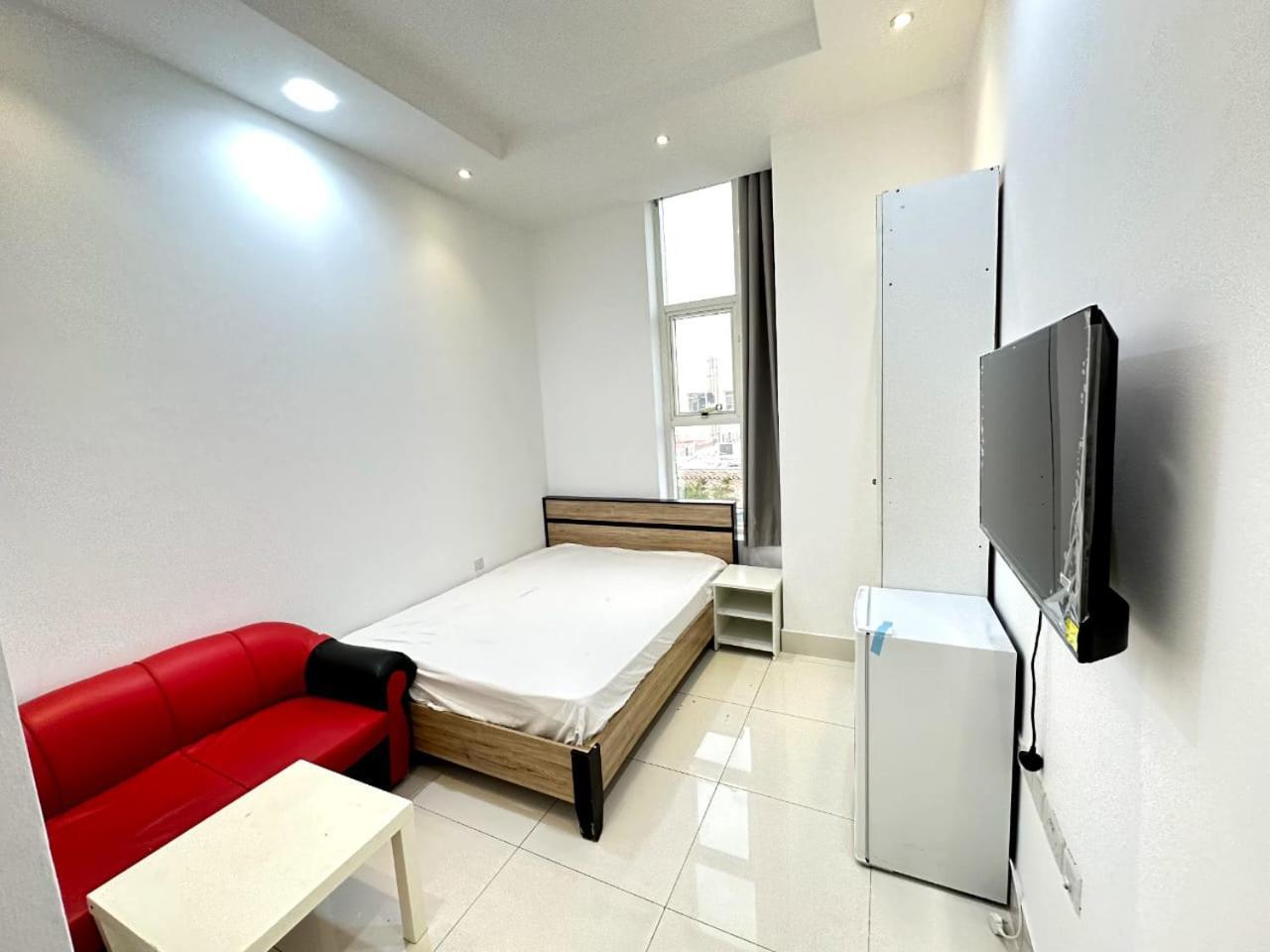 Economical For Rent In Guest house *