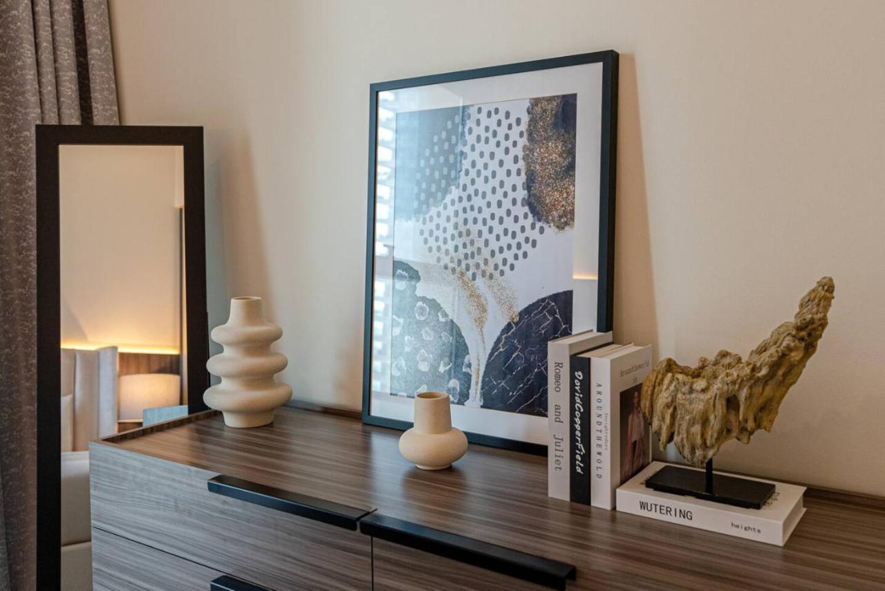 Classy And Modern 1br Beachfront Apartment Dubai