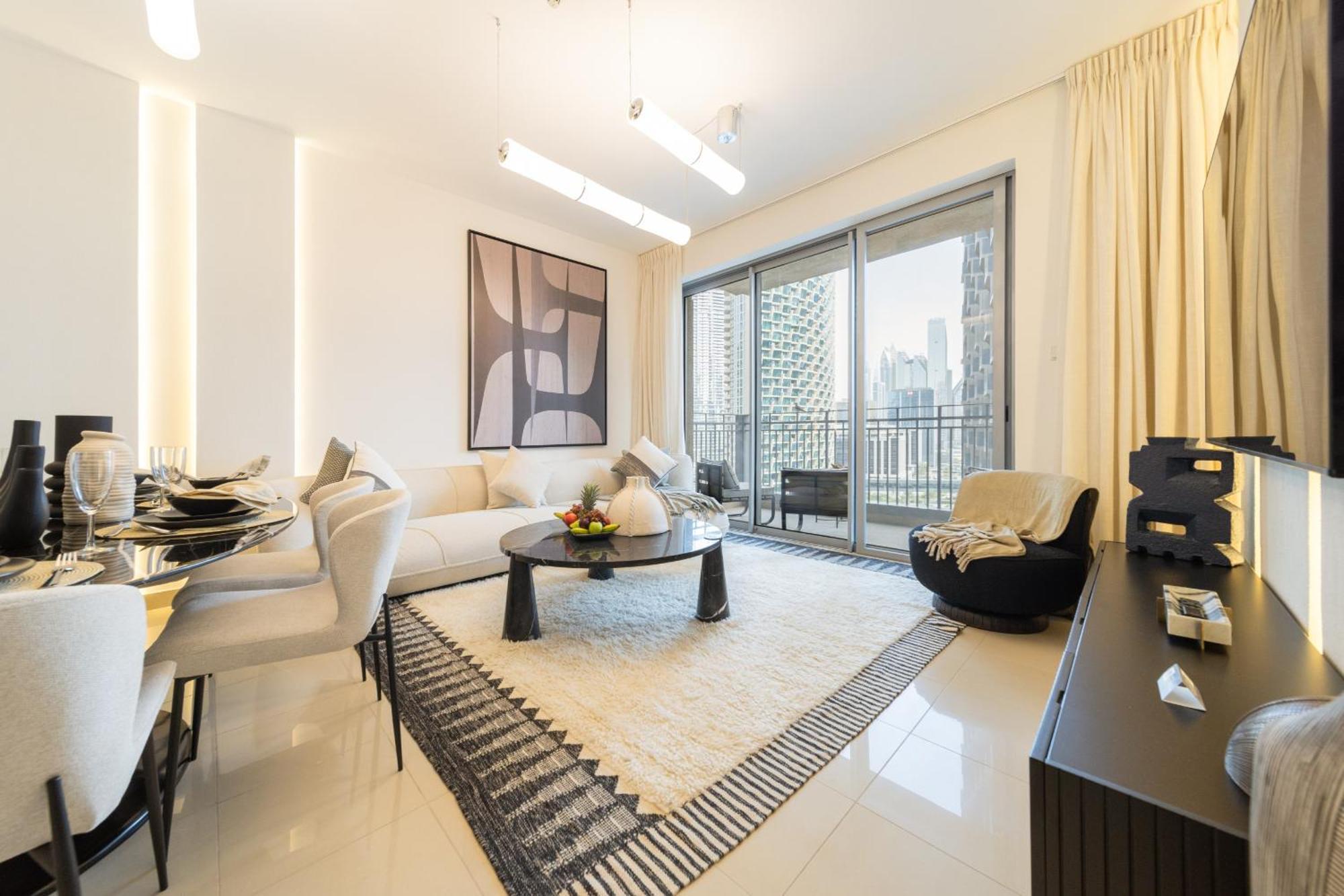 Eden's Homes & - Standpoint Residences Apartamento *