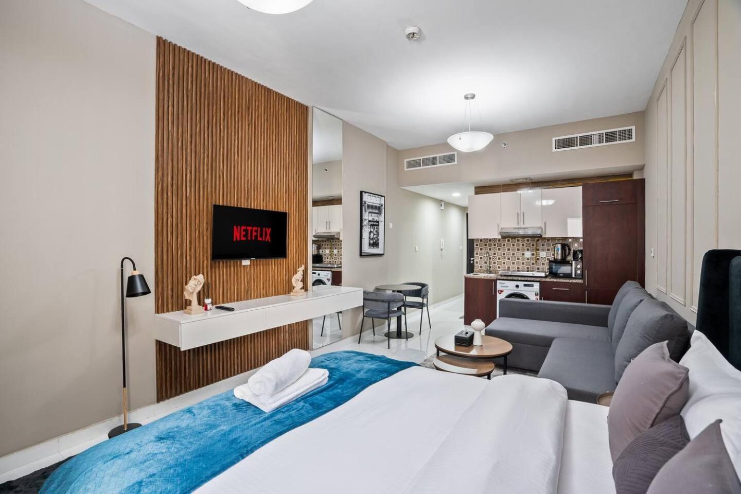 Newly Built Studio - Urban Living *
