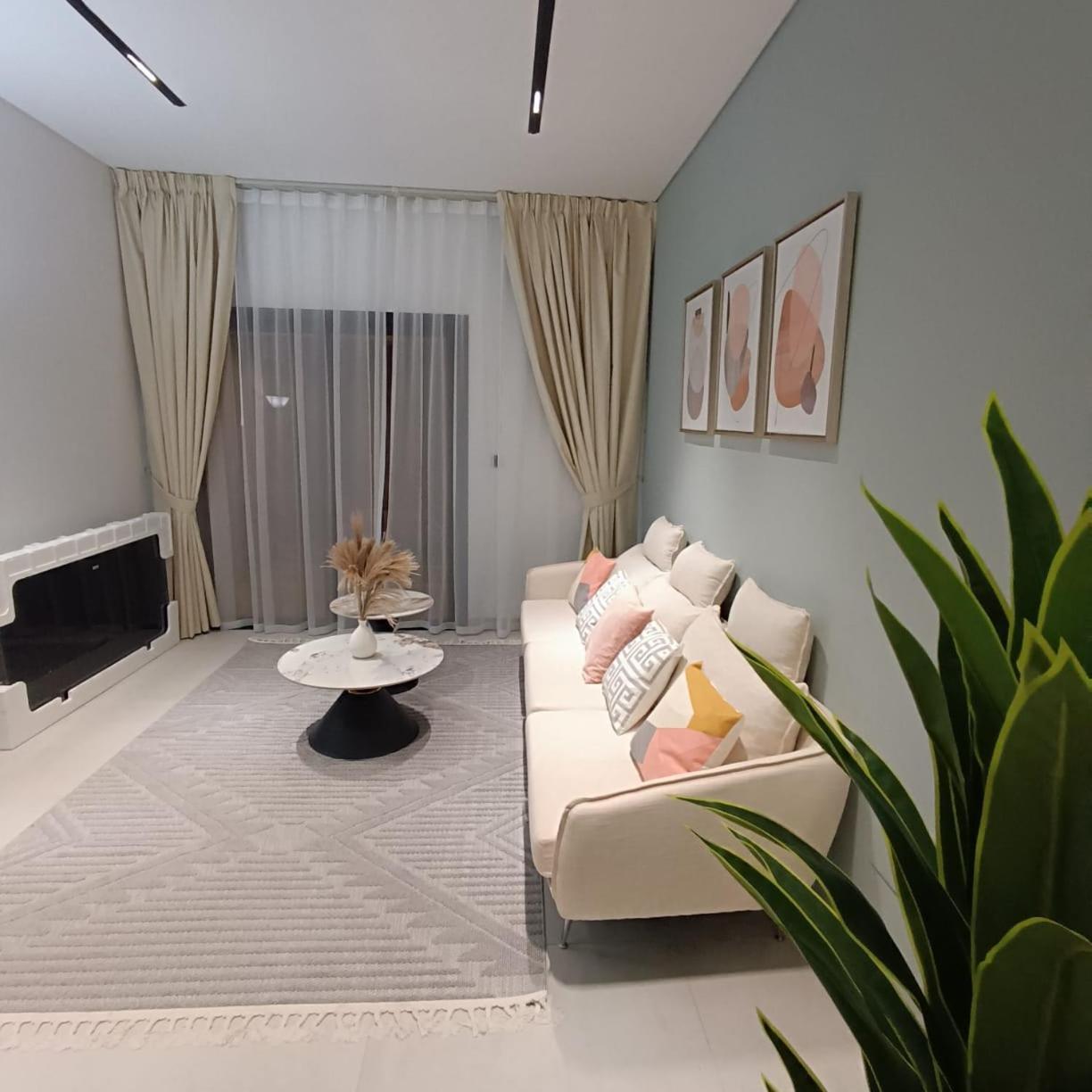 Brand New 2bhk In Jvc Fully Furnished Marwa Heights Appartement Dubaï