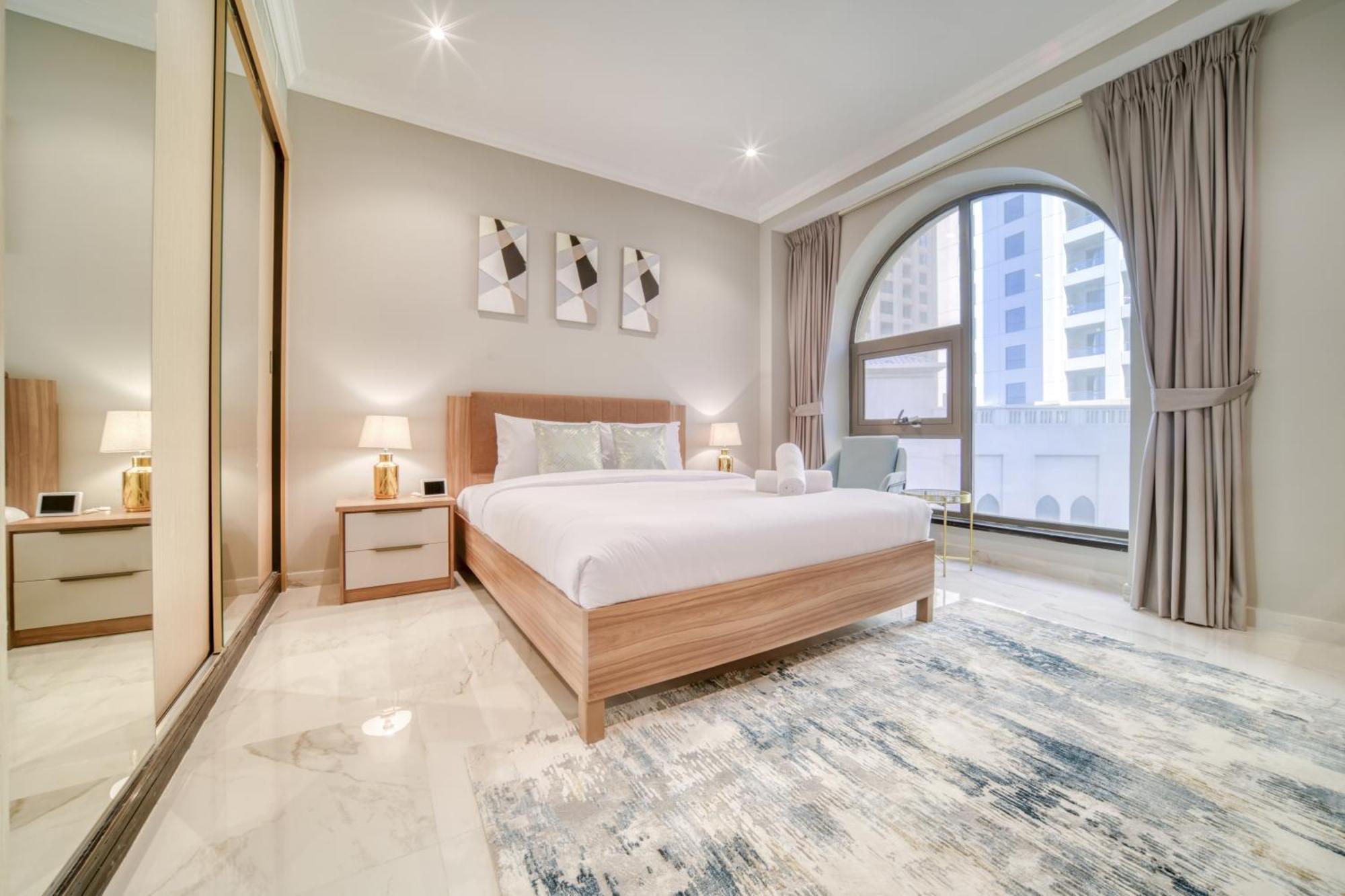 New! Sea View Luxurious 4 Bedroom Duplex Dubaï